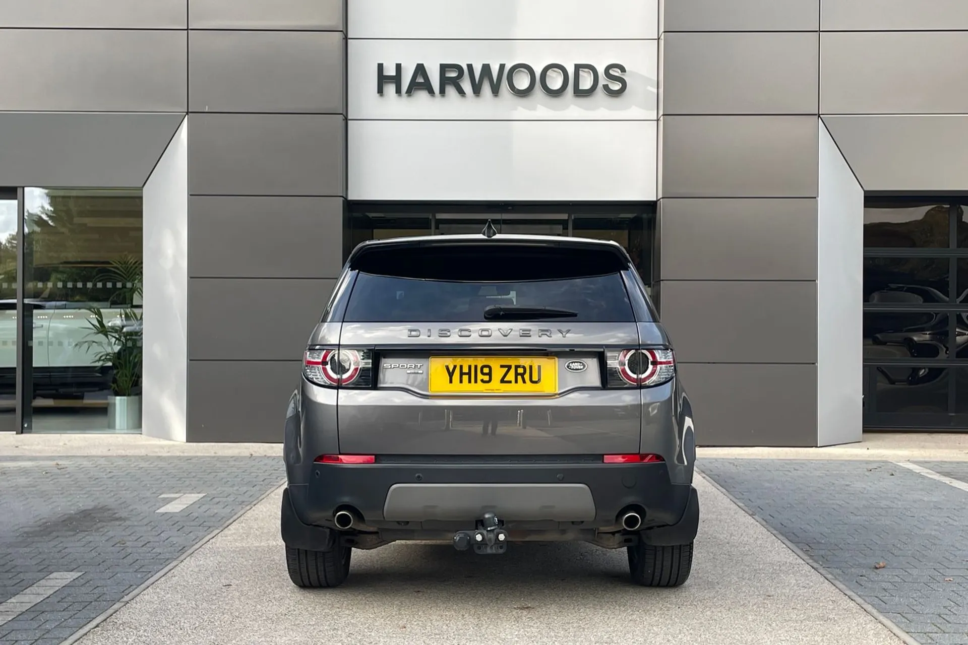 LAND ROVER DISCOVERY SPORT thumbnail image number 8