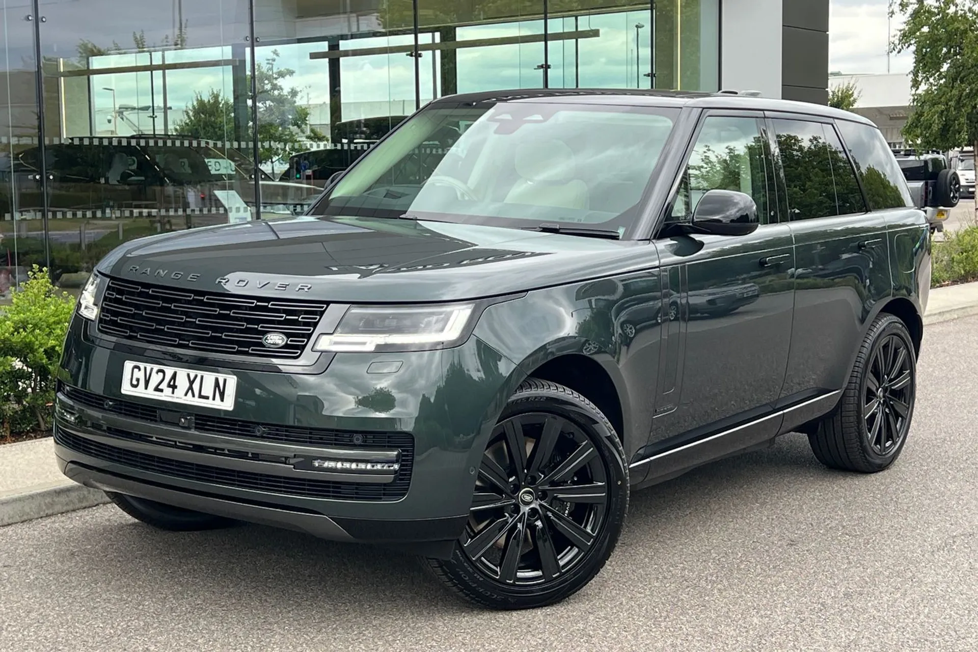 LAND ROVER RANGE ROVER thumbnail image number 12