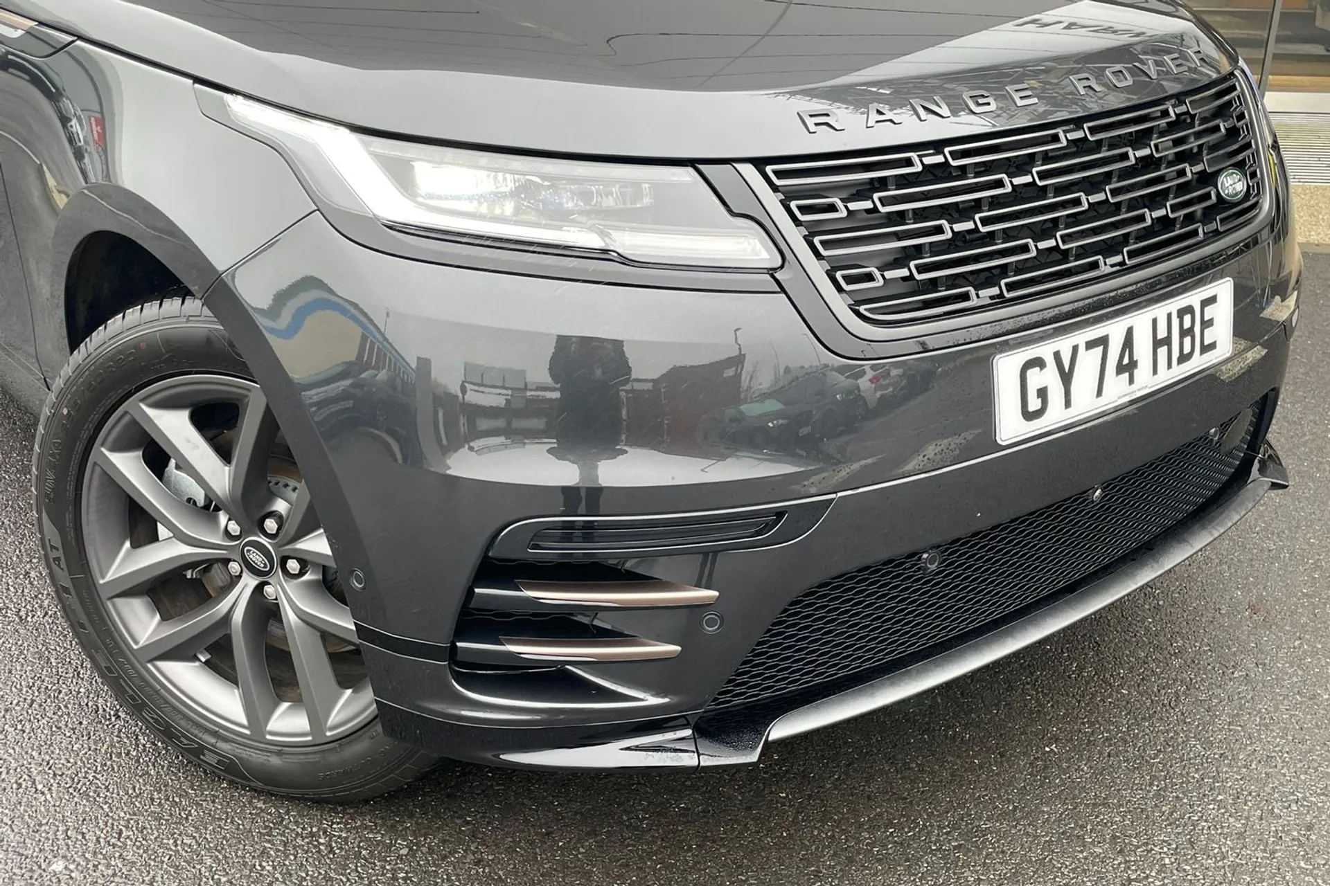 LAND ROVER RANGE ROVER VELAR thumbnail image number 19