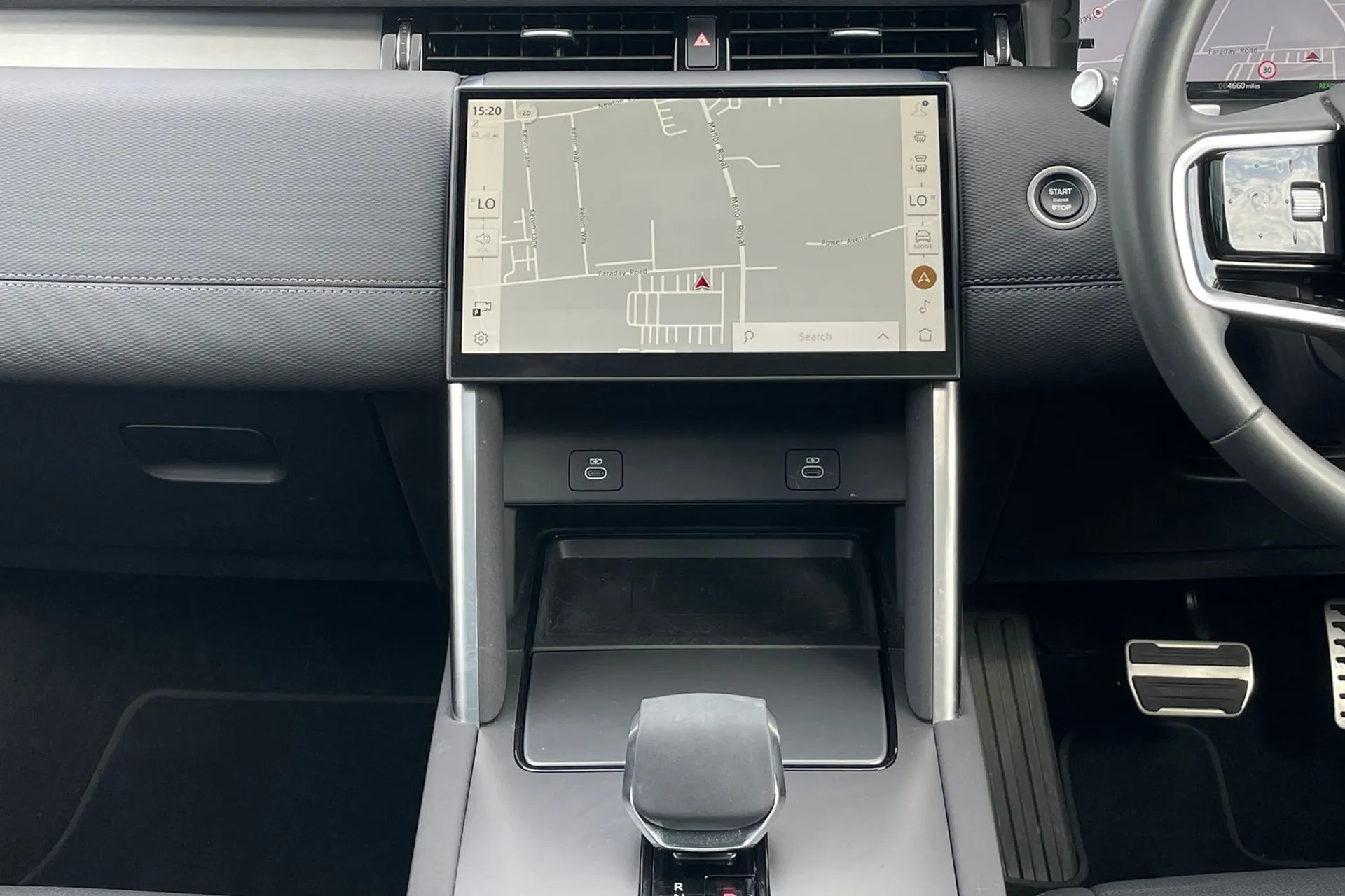 LAND ROVER DISCOVERY SPORT thumbnail image number 16