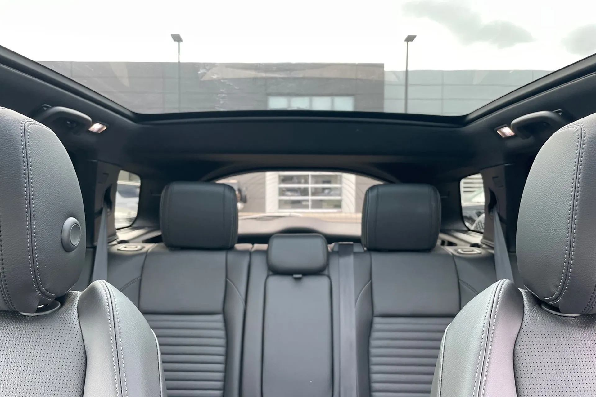 LAND ROVER DISCOVERY SPORT thumbnail image number 19