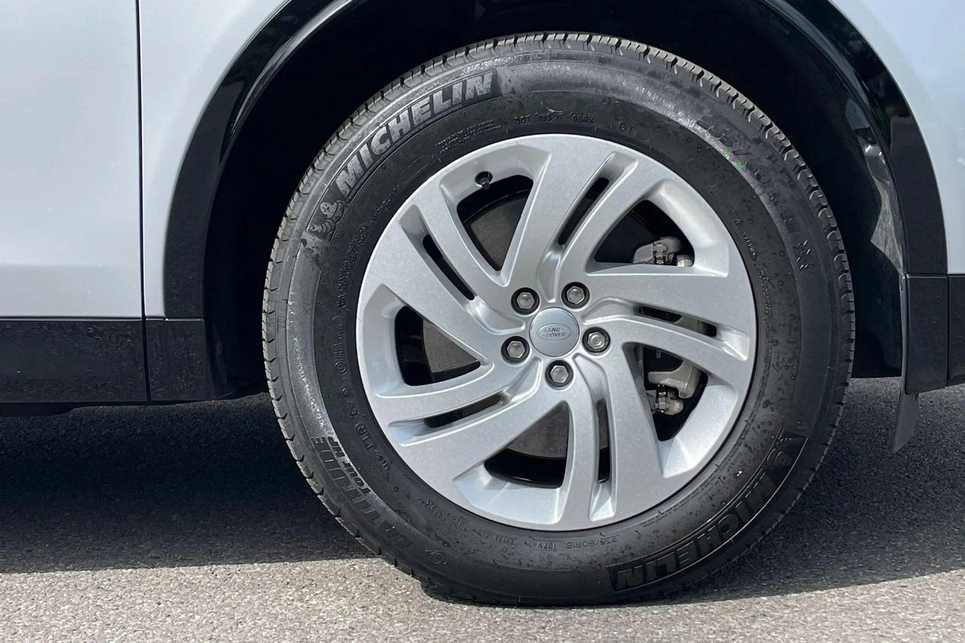 LAND ROVER DISCOVERY SPORT thumbnail image number 14