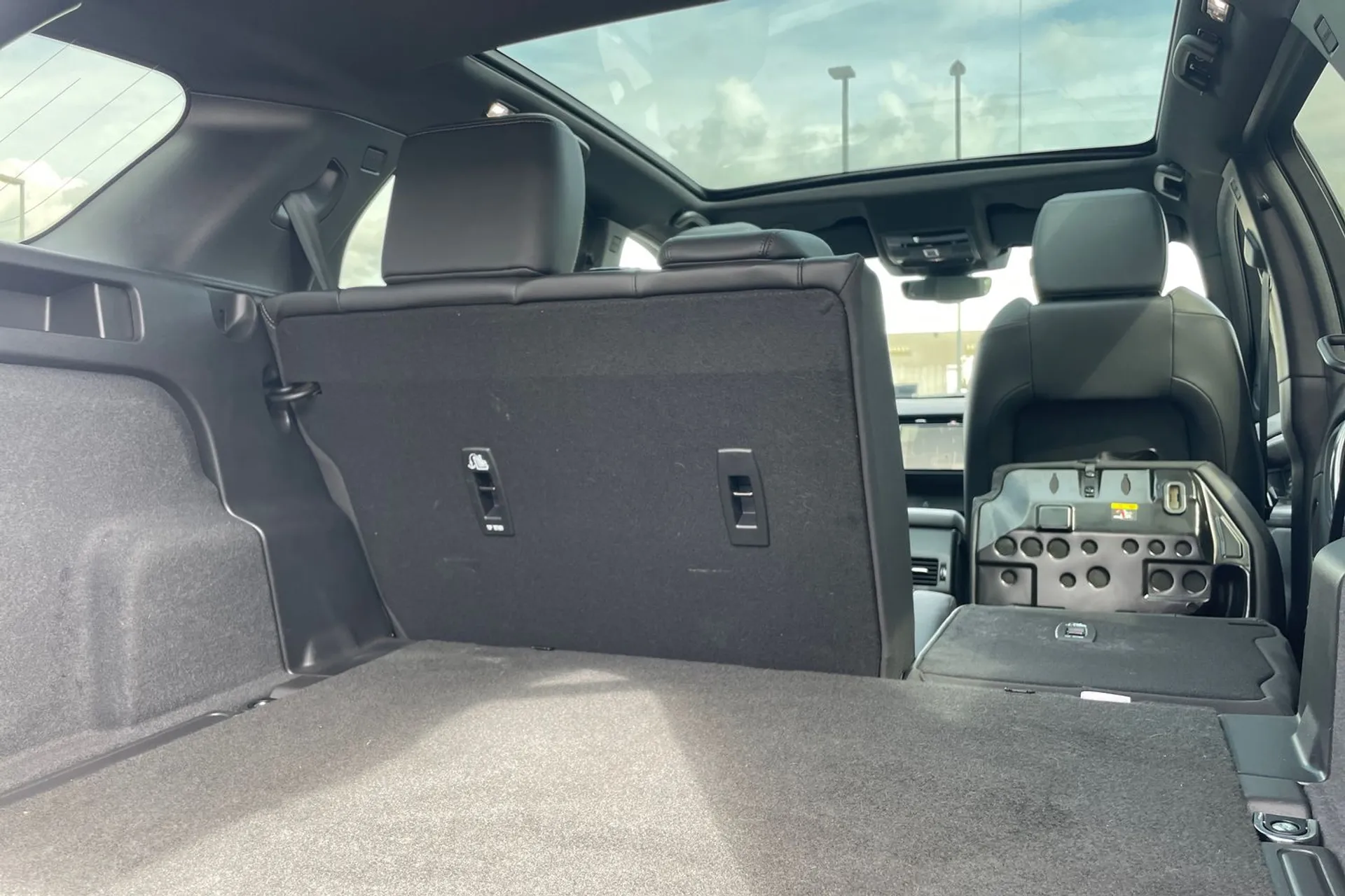 LAND ROVER DISCOVERY SPORT thumbnail image number 26