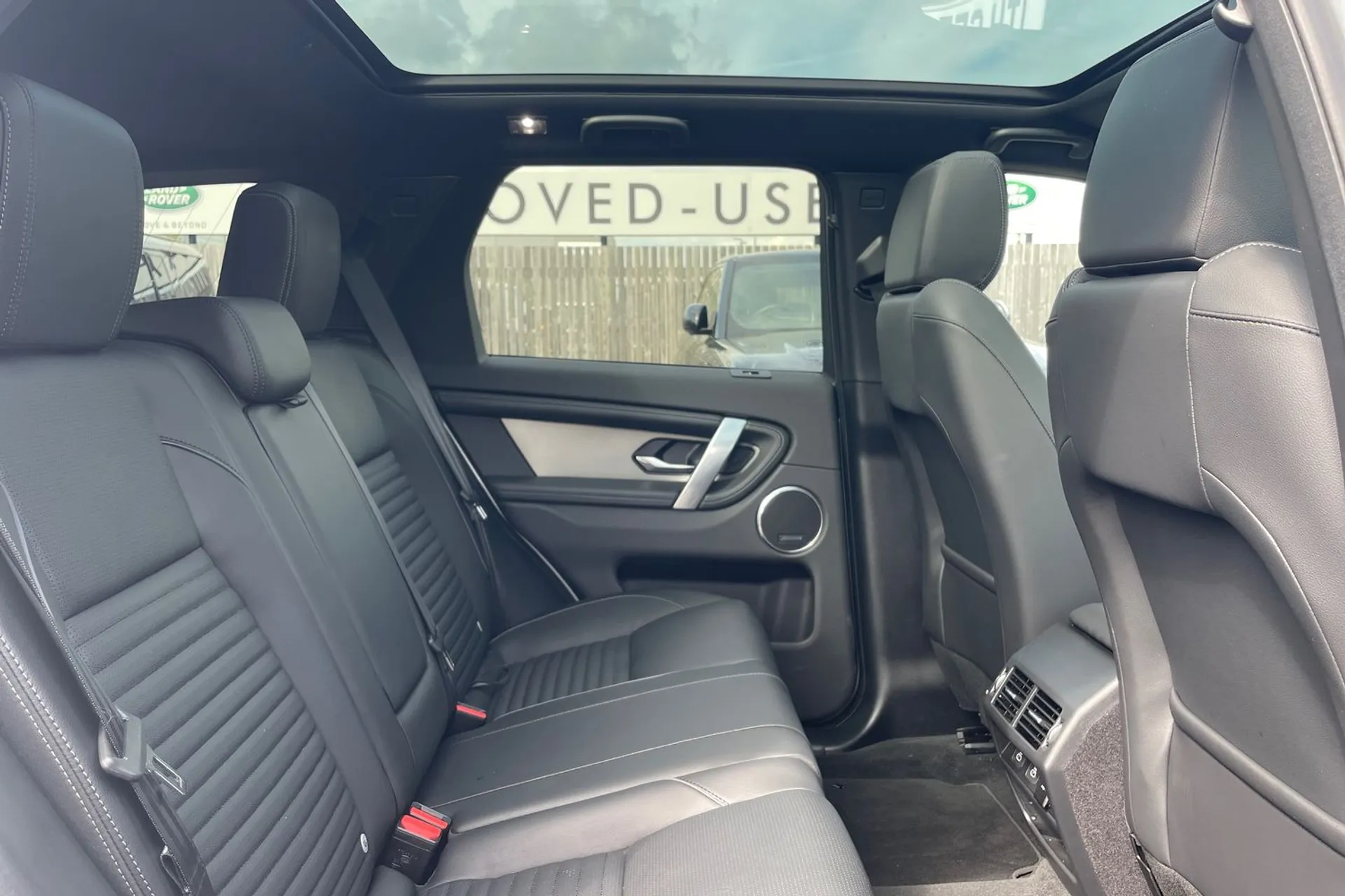 LAND ROVER DISCOVERY SPORT thumbnail image number 27