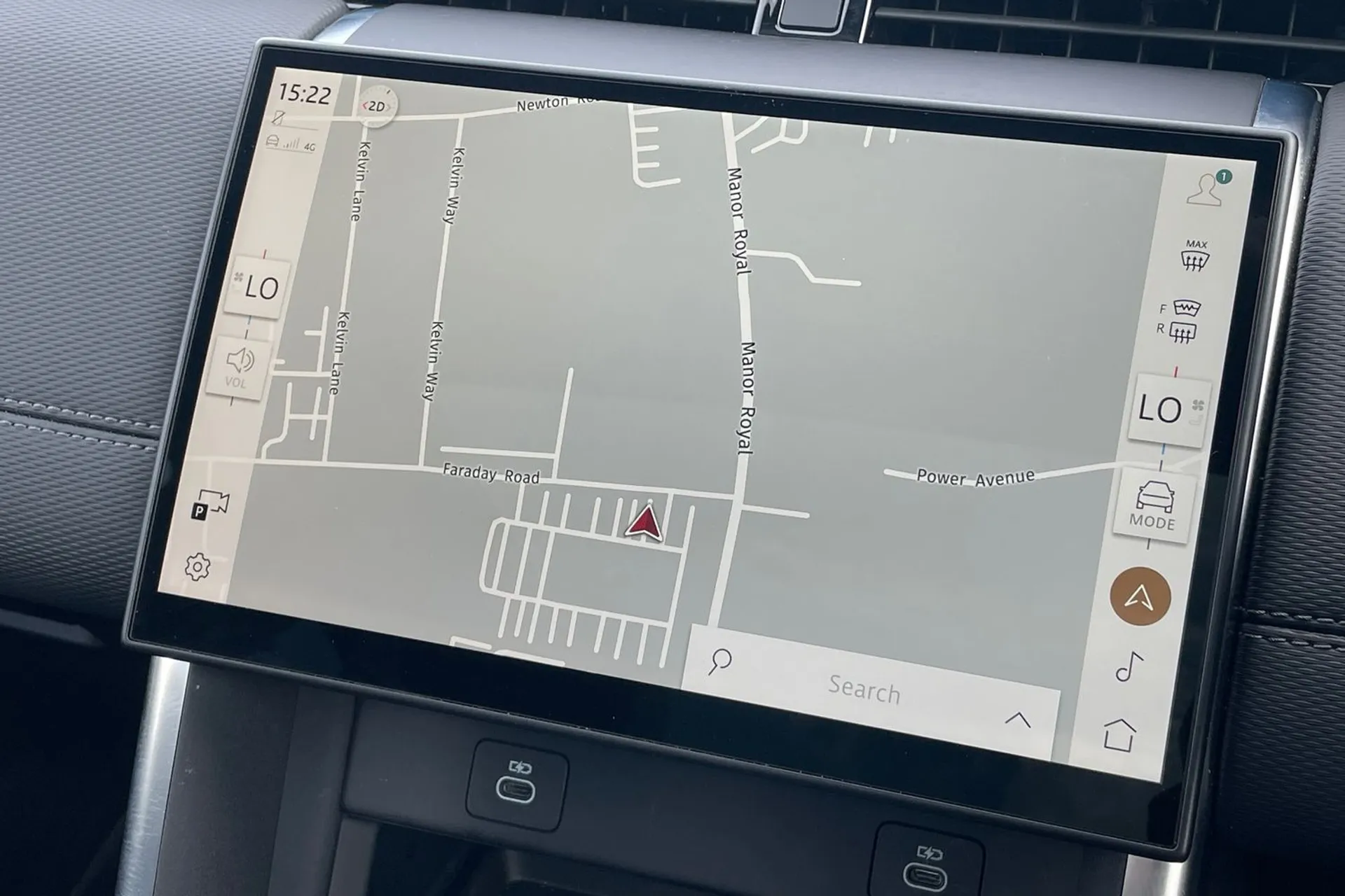 LAND ROVER DISCOVERY SPORT thumbnail image number 5