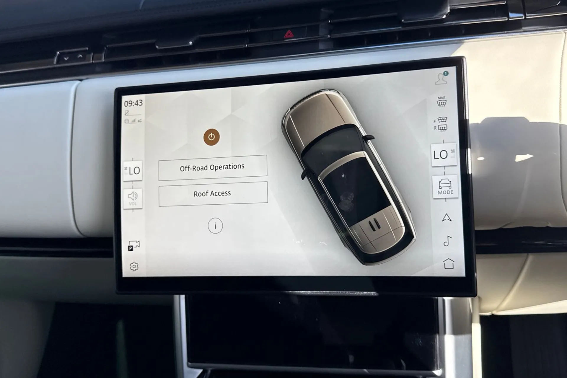 LAND ROVER RANGE ROVER thumbnail image number 42