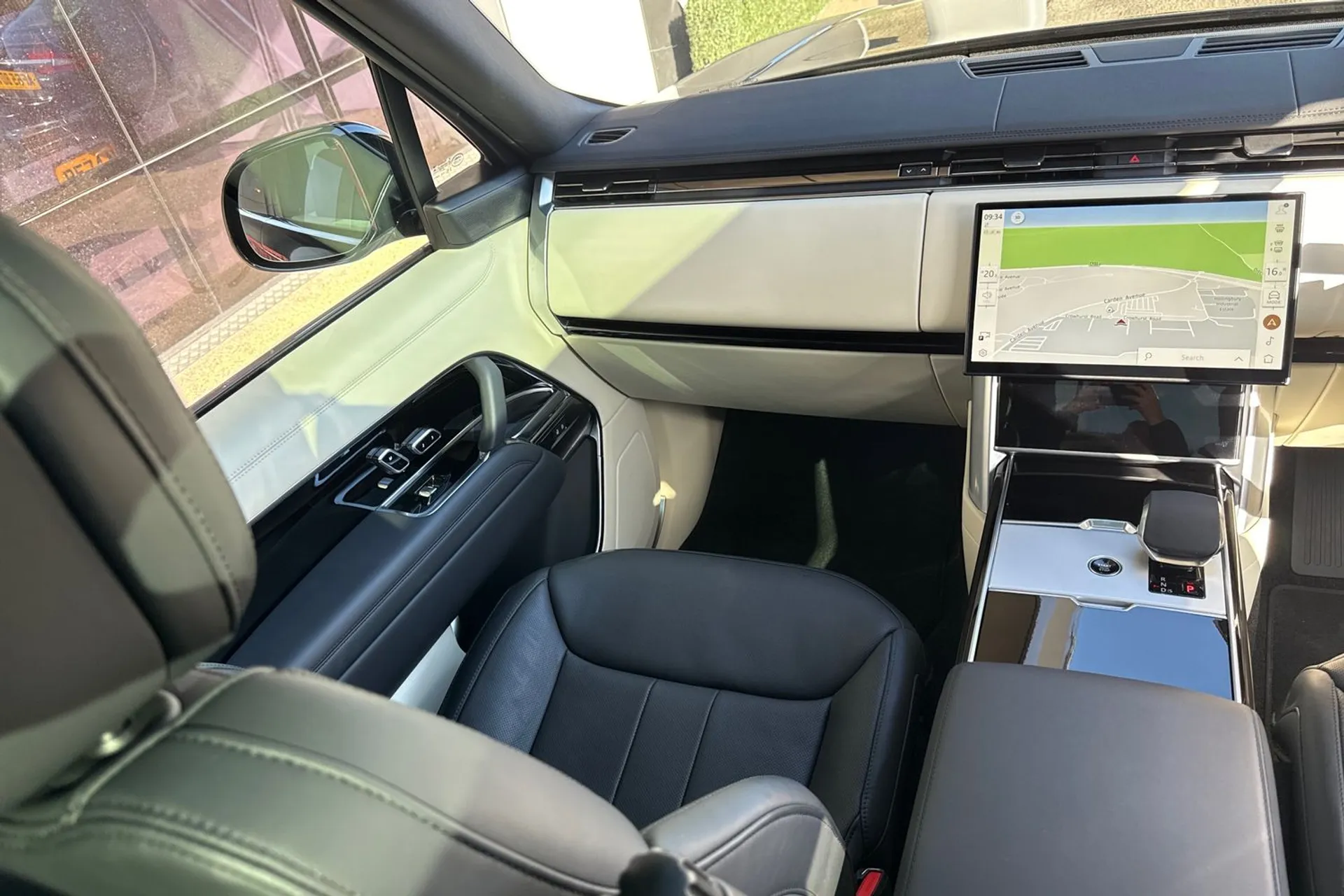 LAND ROVER RANGE ROVER thumbnail image number 58