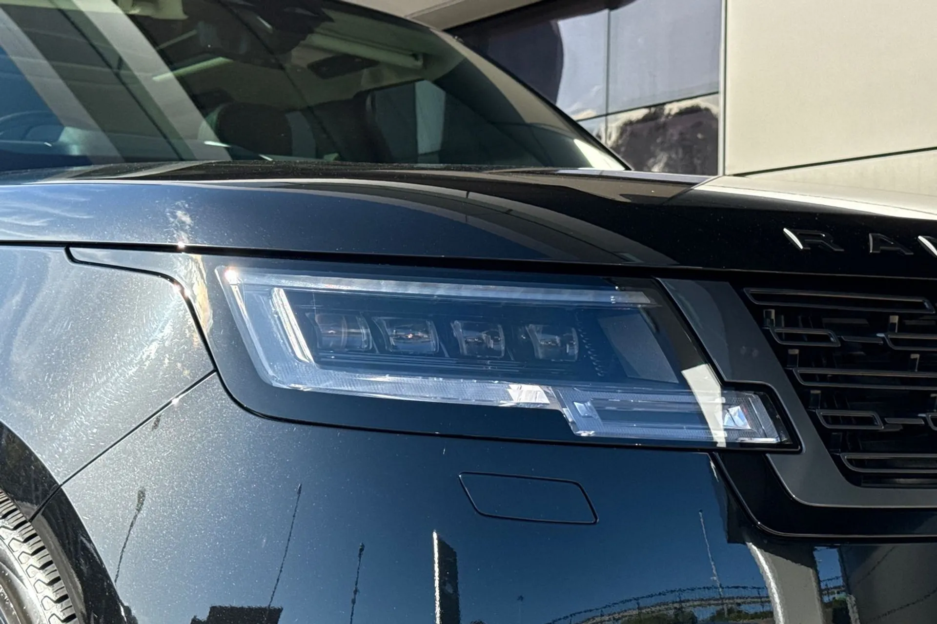 LAND ROVER RANGE ROVER thumbnail image number 27