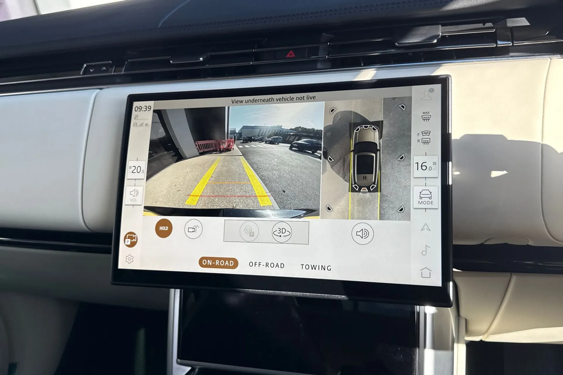 LAND ROVER RANGE ROVER thumbnail image number 4