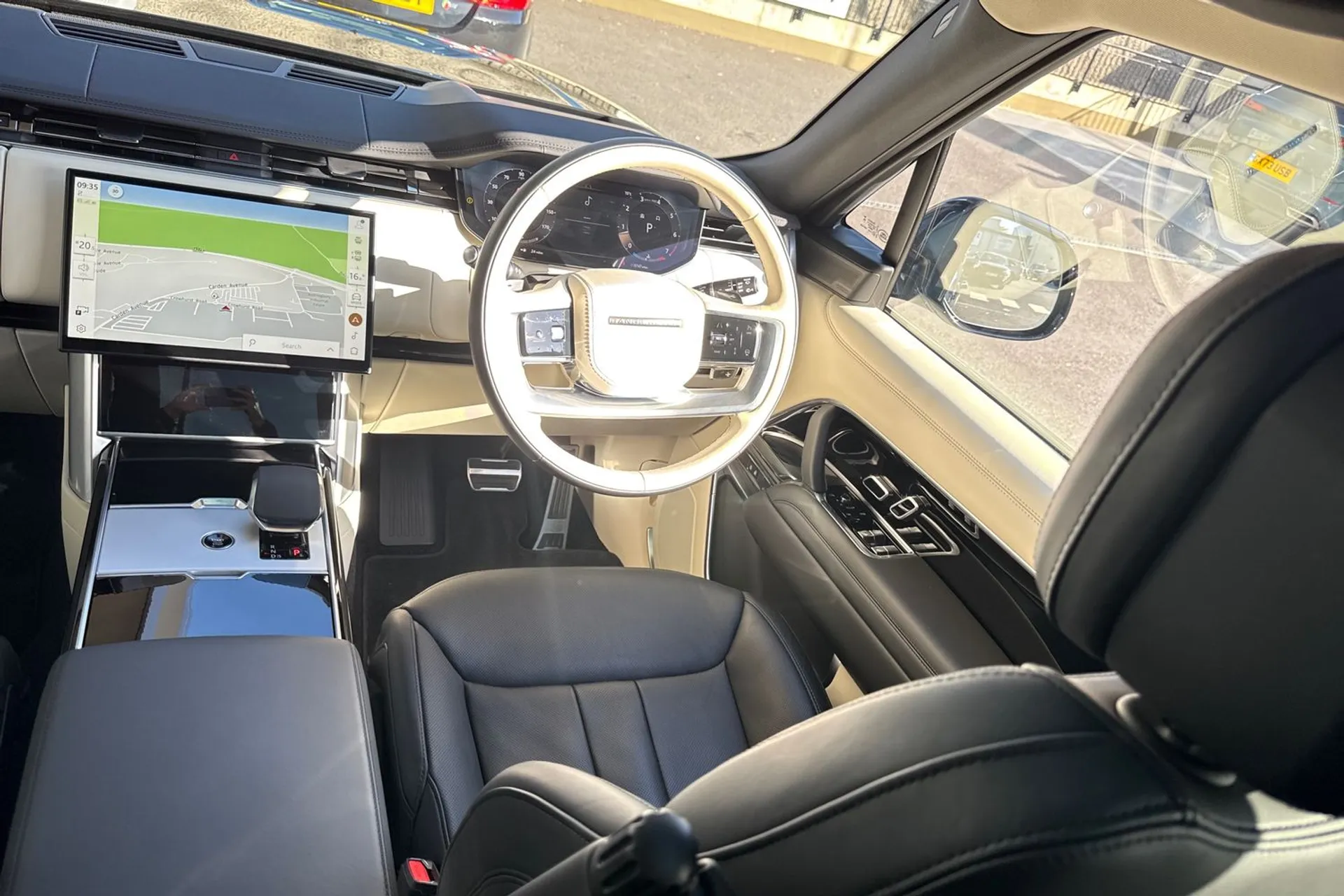 LAND ROVER RANGE ROVER thumbnail image number 59