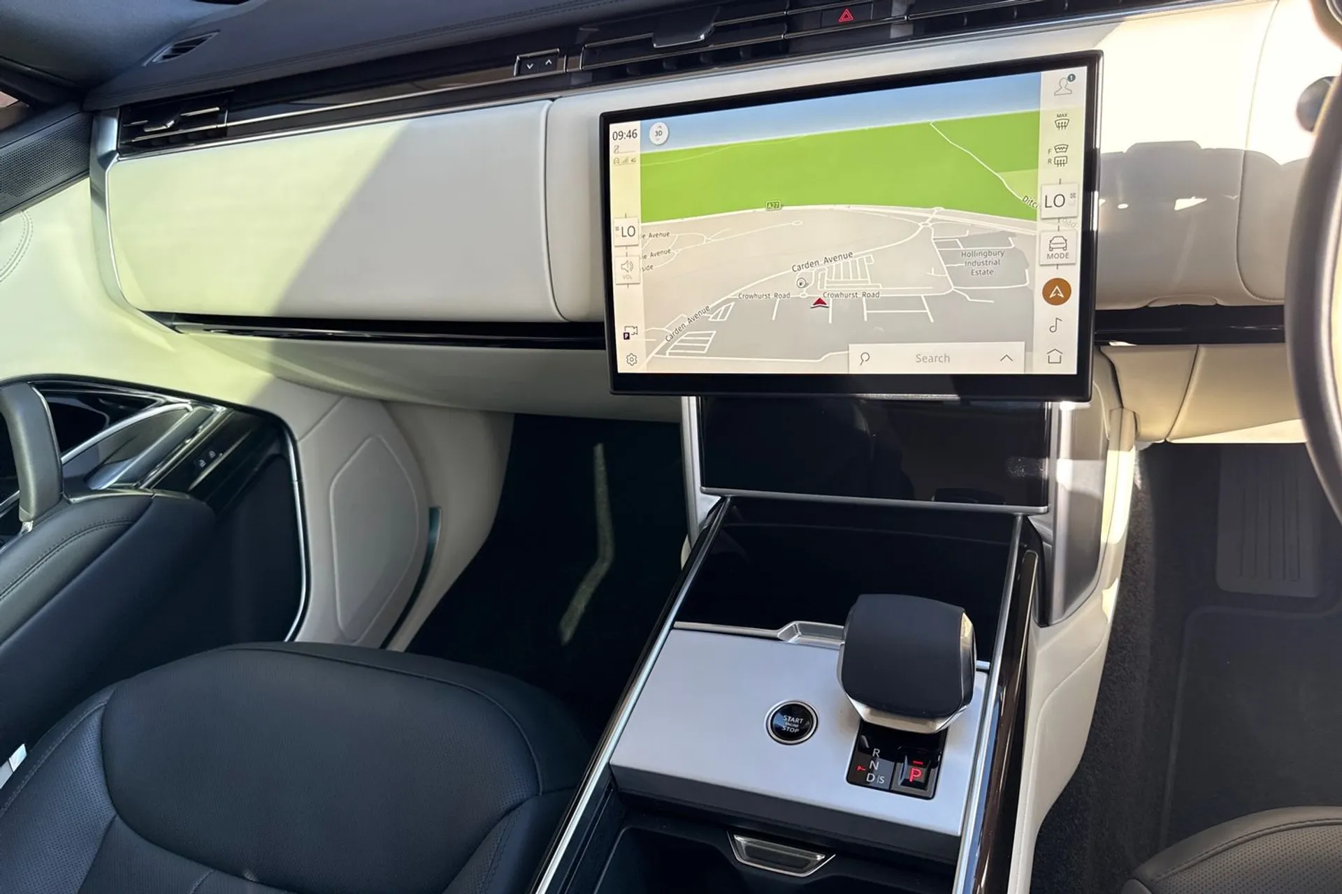 LAND ROVER RANGE ROVER thumbnail image number 33