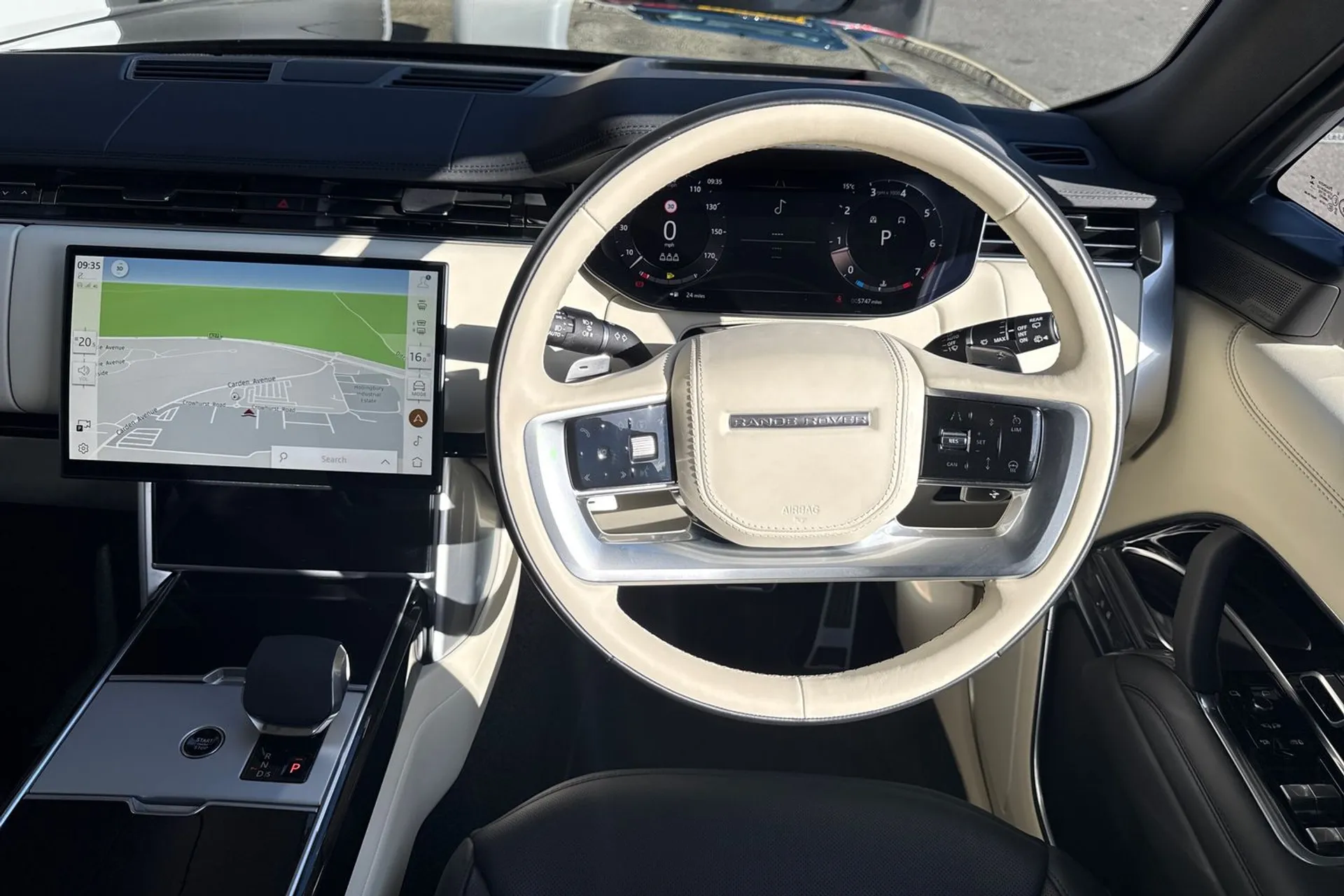 LAND ROVER RANGE ROVER thumbnail image number 28