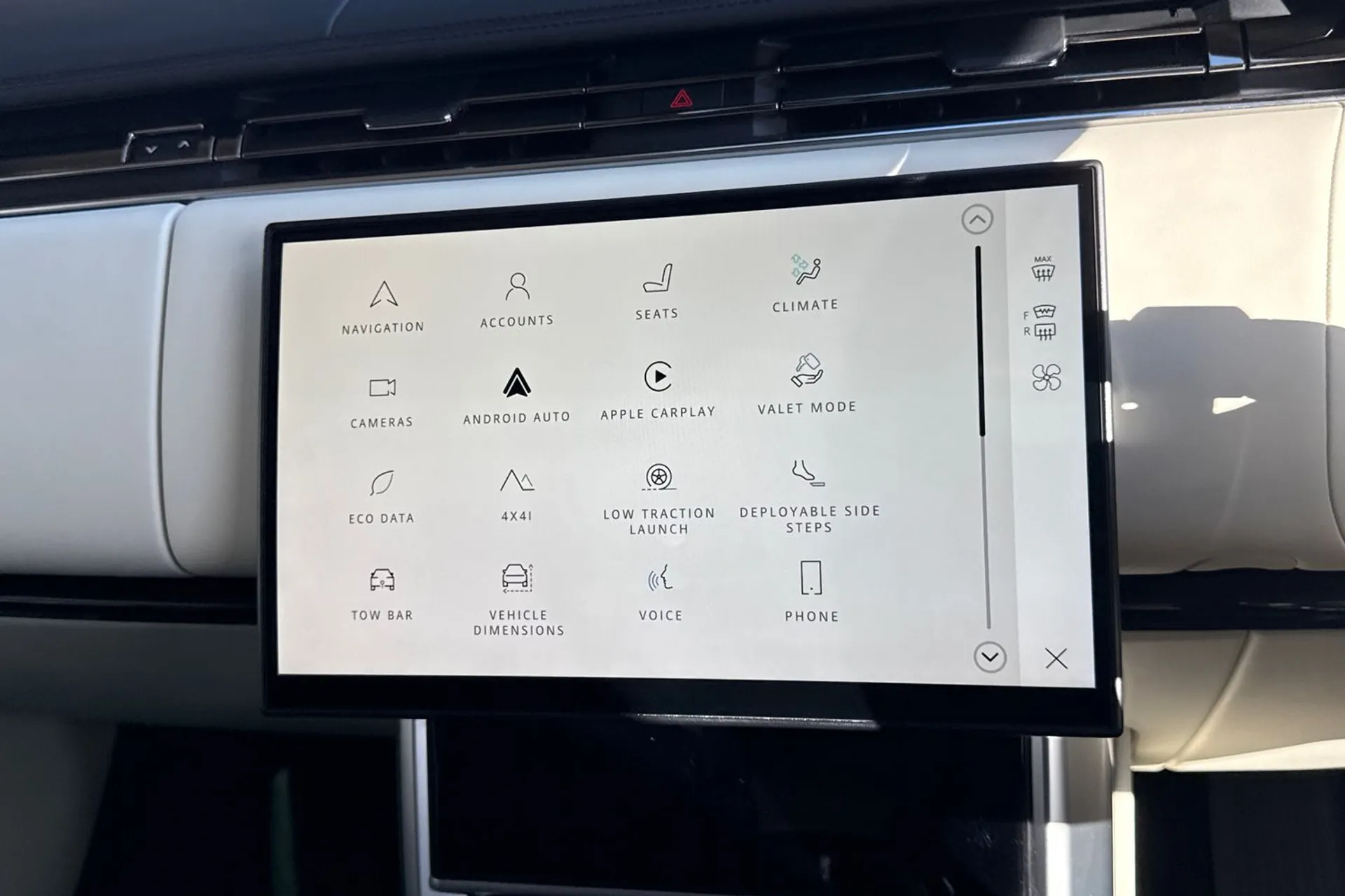 LAND ROVER RANGE ROVER thumbnail image number 70