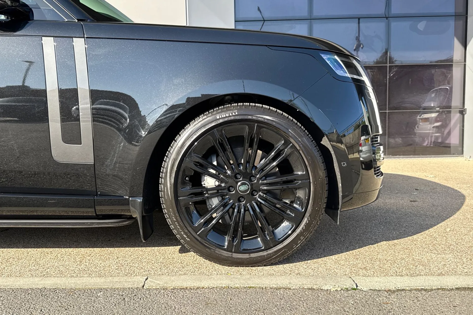 LAND ROVER RANGE ROVER thumbnail image number 25