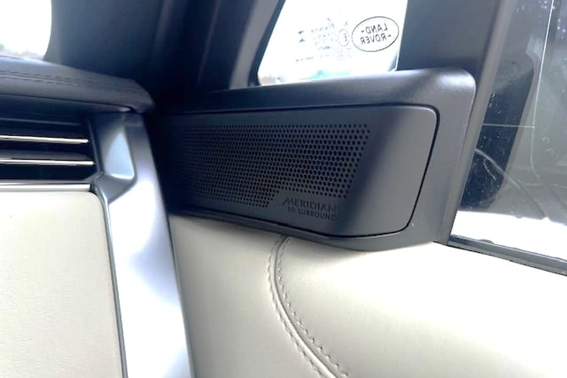 LAND ROVER RANGE ROVER thumbnail image number 12
