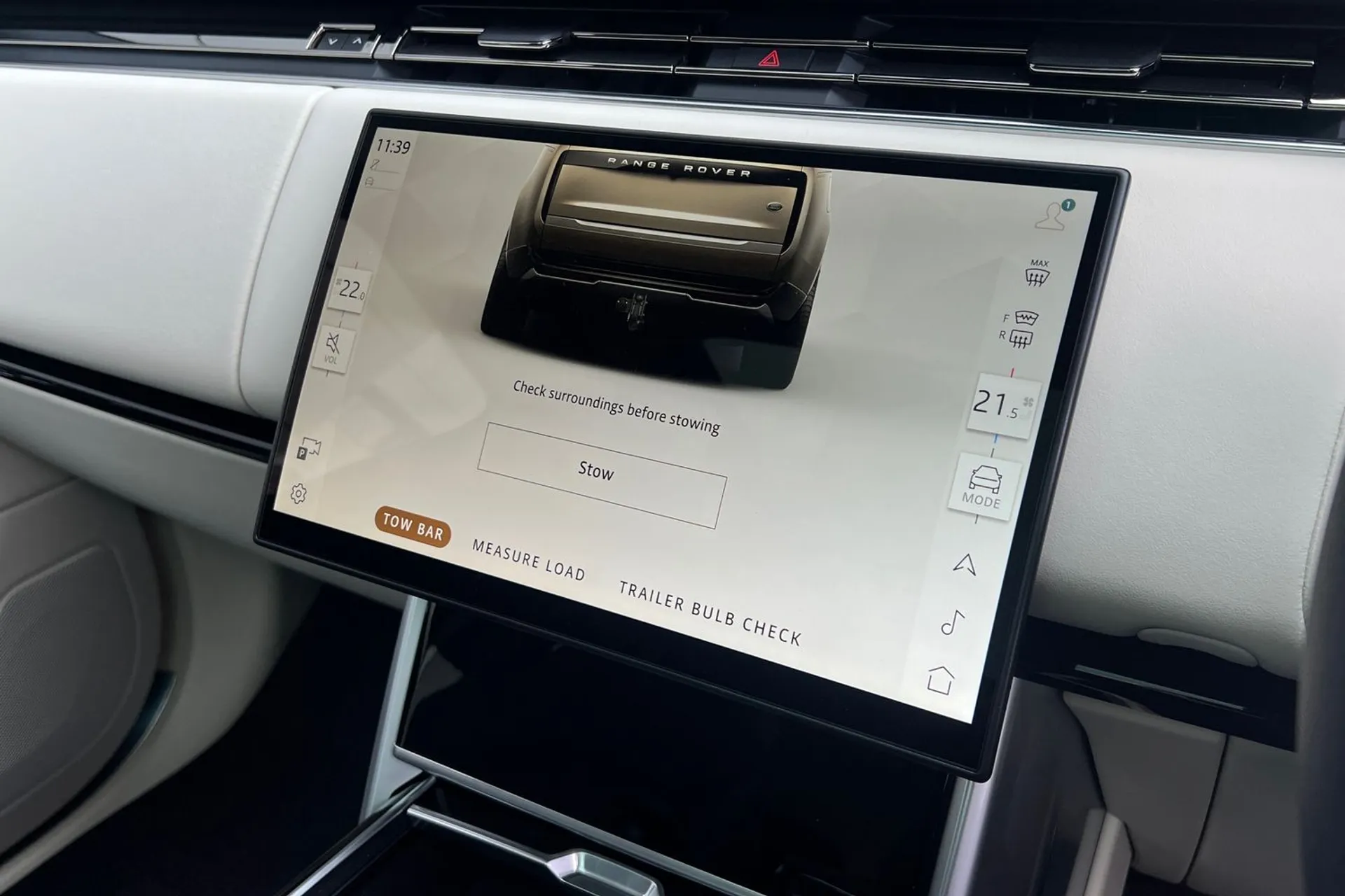 LAND ROVER RANGE ROVER thumbnail image number 18