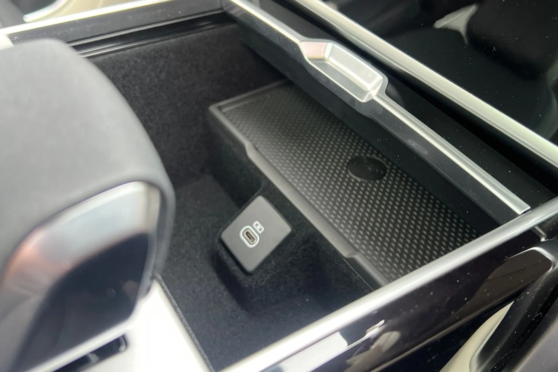 LAND ROVER RANGE ROVER thumbnail image number 35