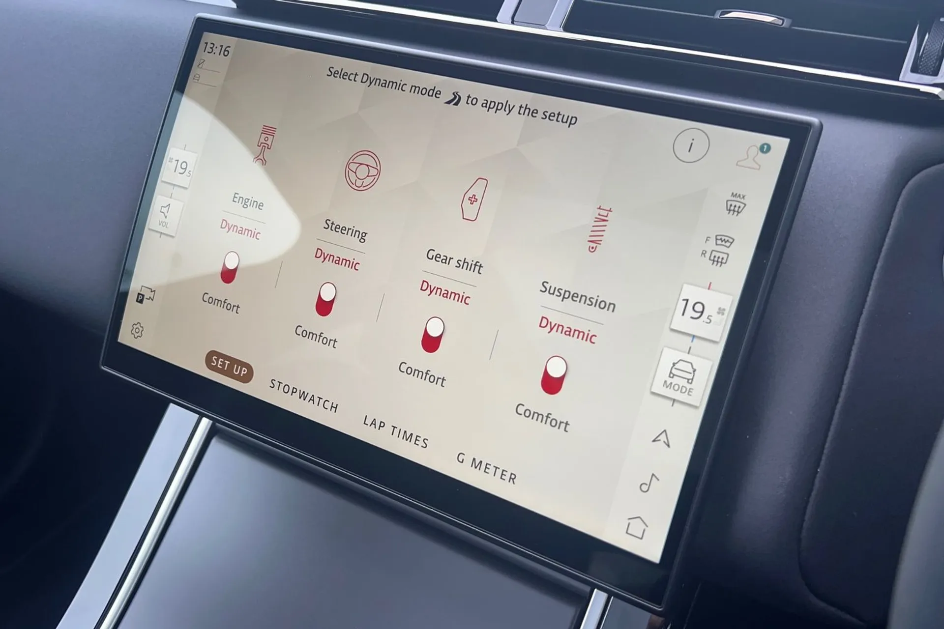 LAND ROVER RANGE ROVER VELAR thumbnail image number 56