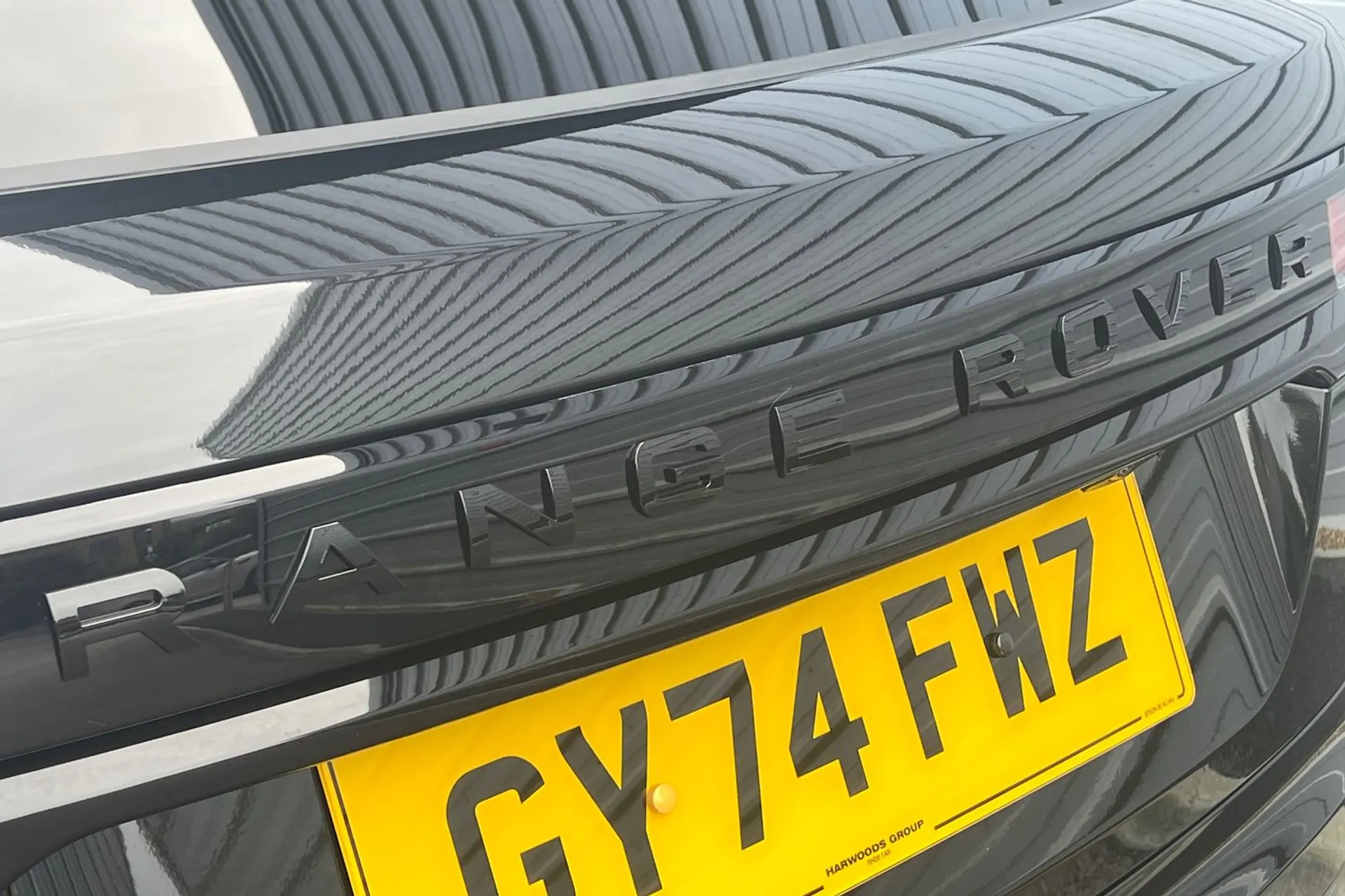 LAND ROVER RANGE ROVER VELAR thumbnail image number 53