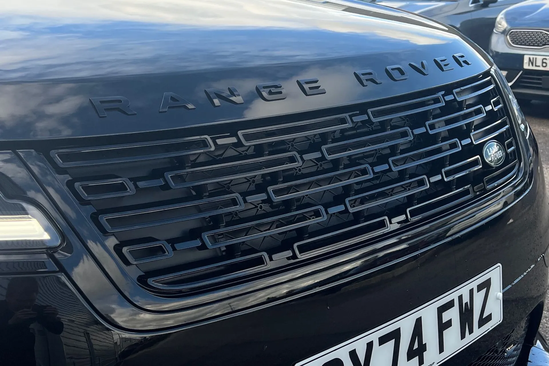 LAND ROVER RANGE ROVER VELAR thumbnail image number 58
