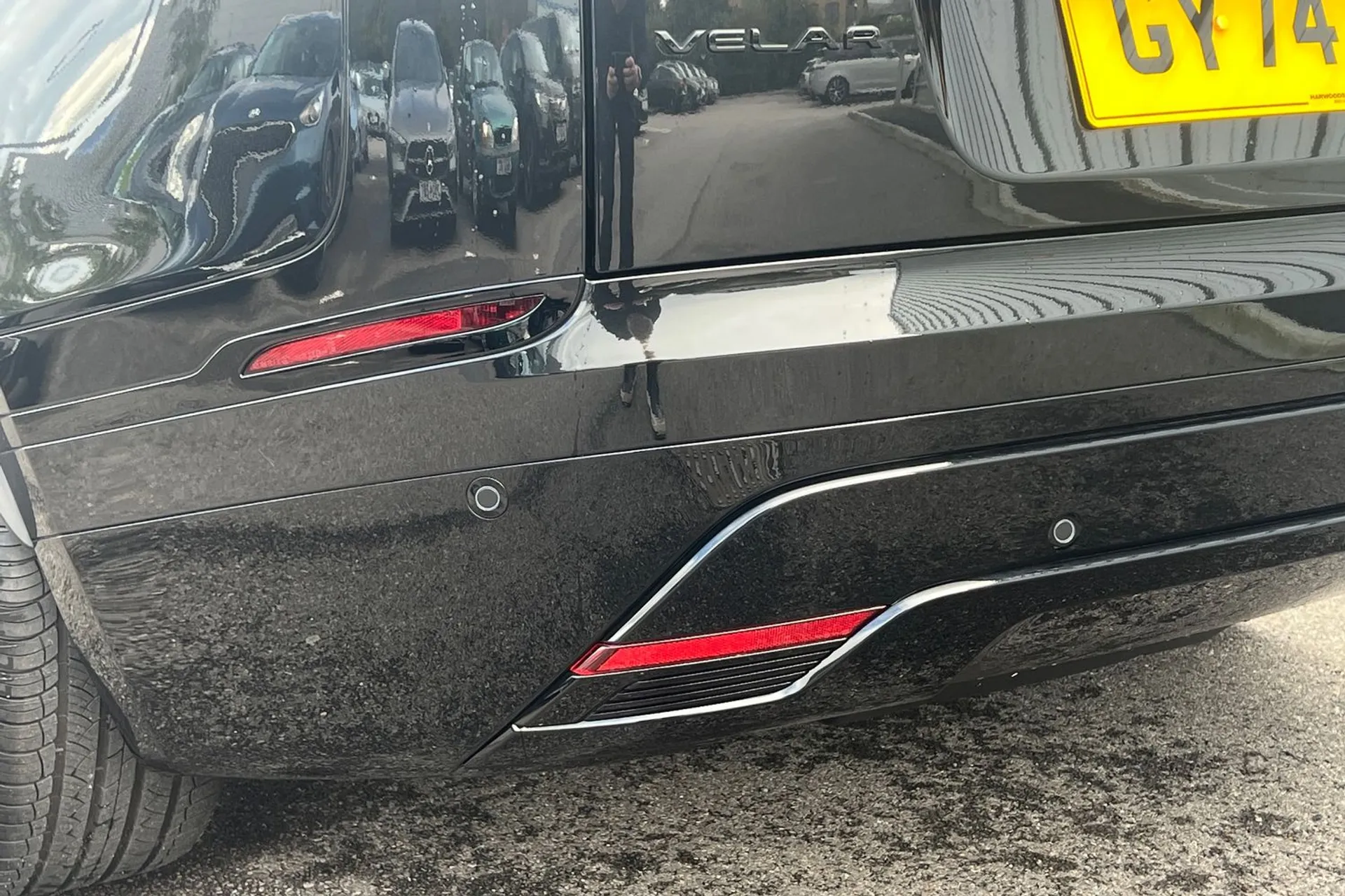 LAND ROVER RANGE ROVER VELAR thumbnail image number 19