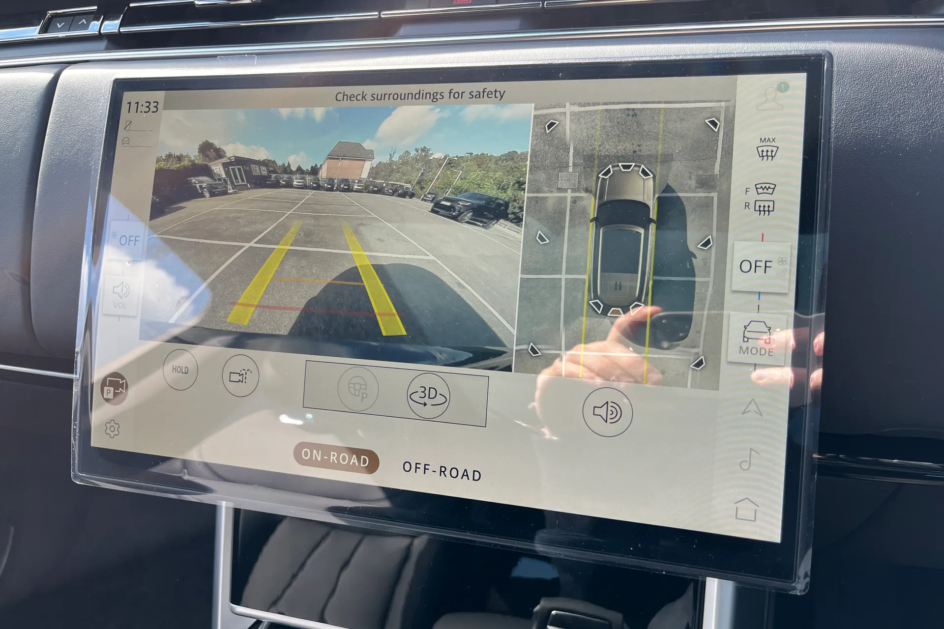 LAND ROVER RANGE ROVER thumbnail image number 4