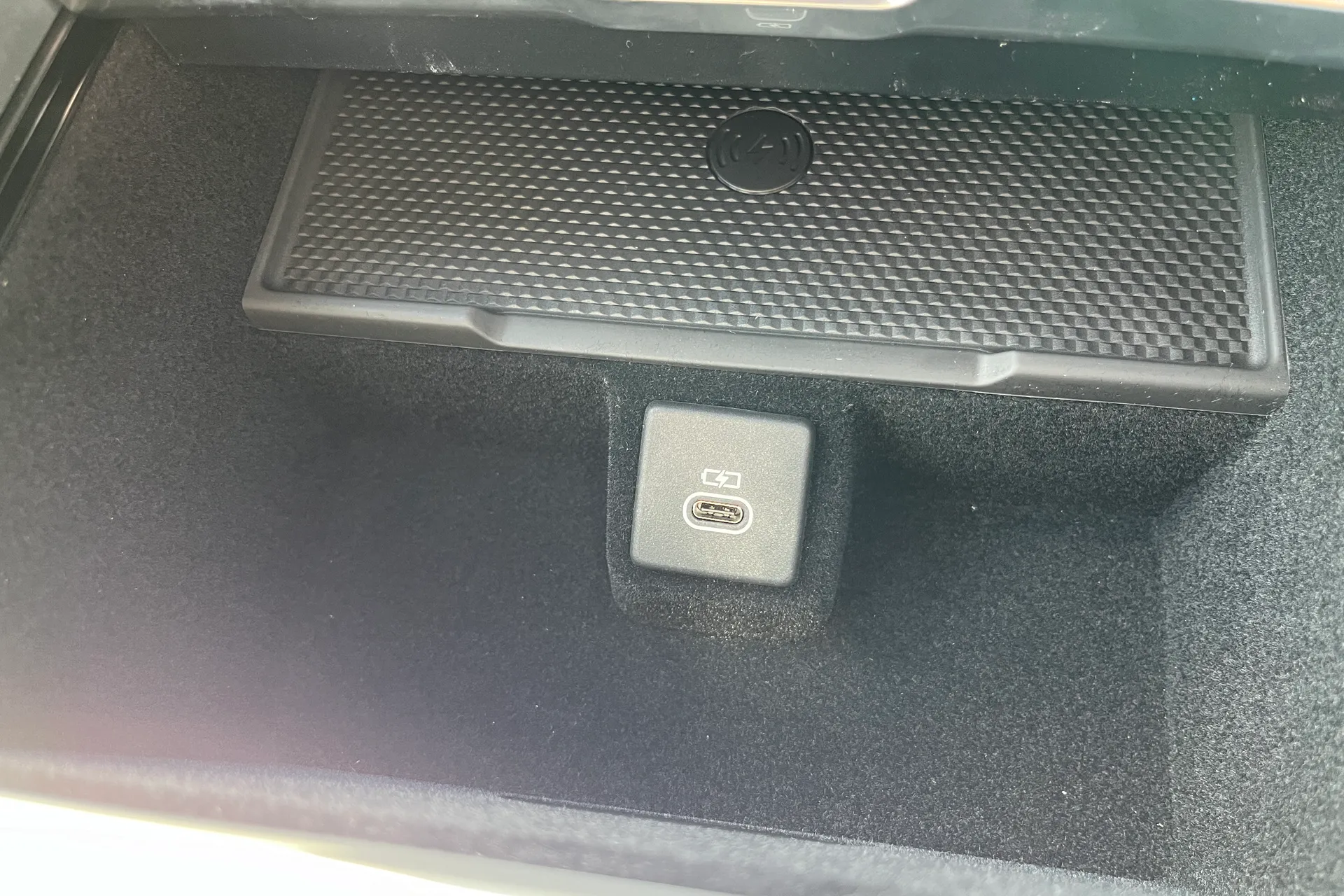 LAND ROVER RANGE ROVER thumbnail image number 23