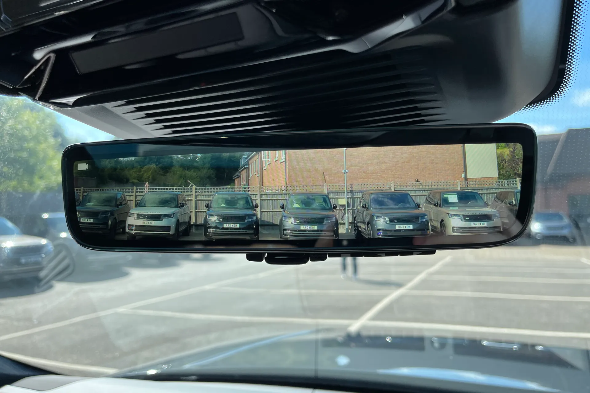 LAND ROVER RANGE ROVER thumbnail image number 15