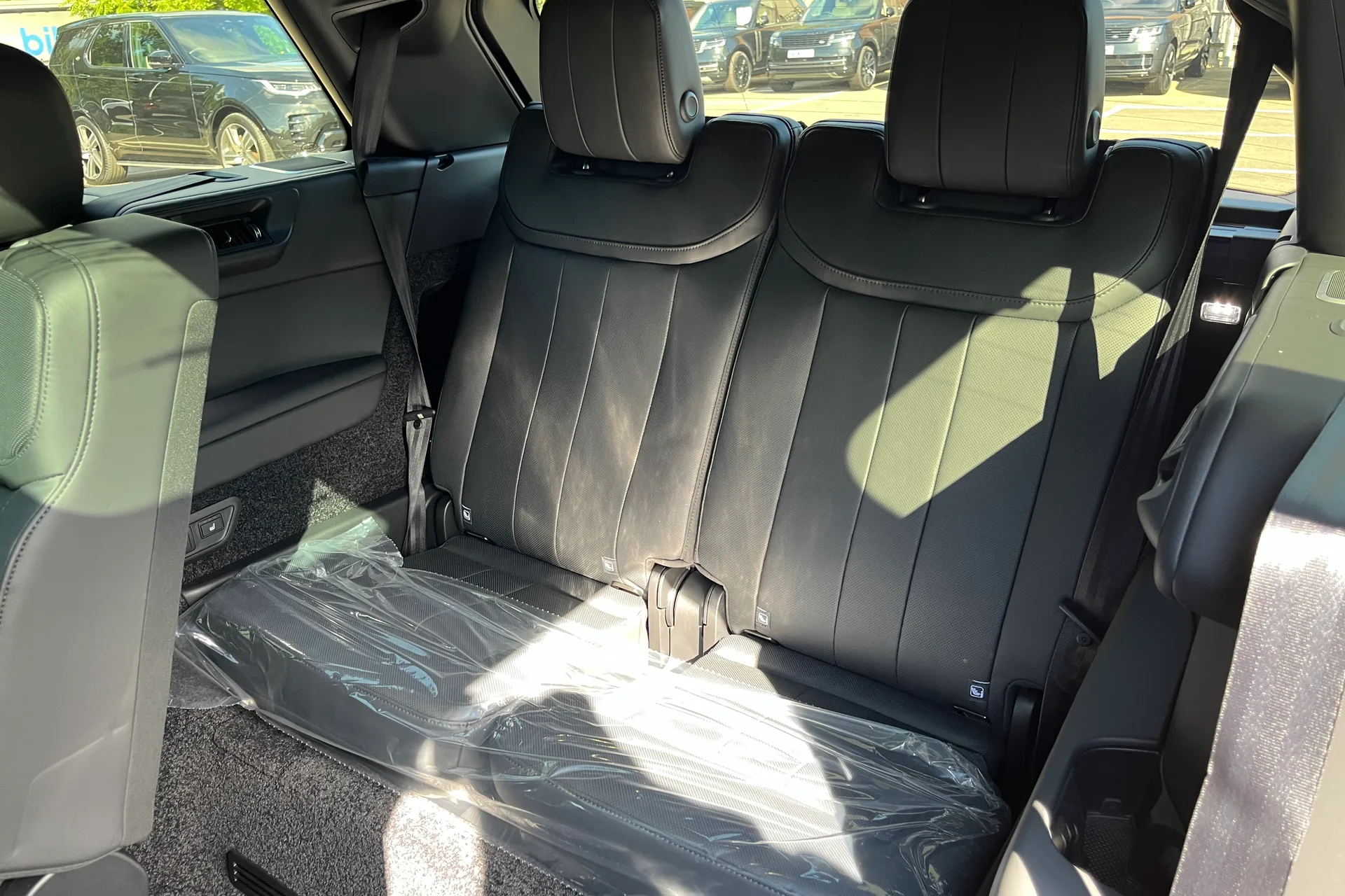 LAND ROVER RANGE ROVER thumbnail image number 9