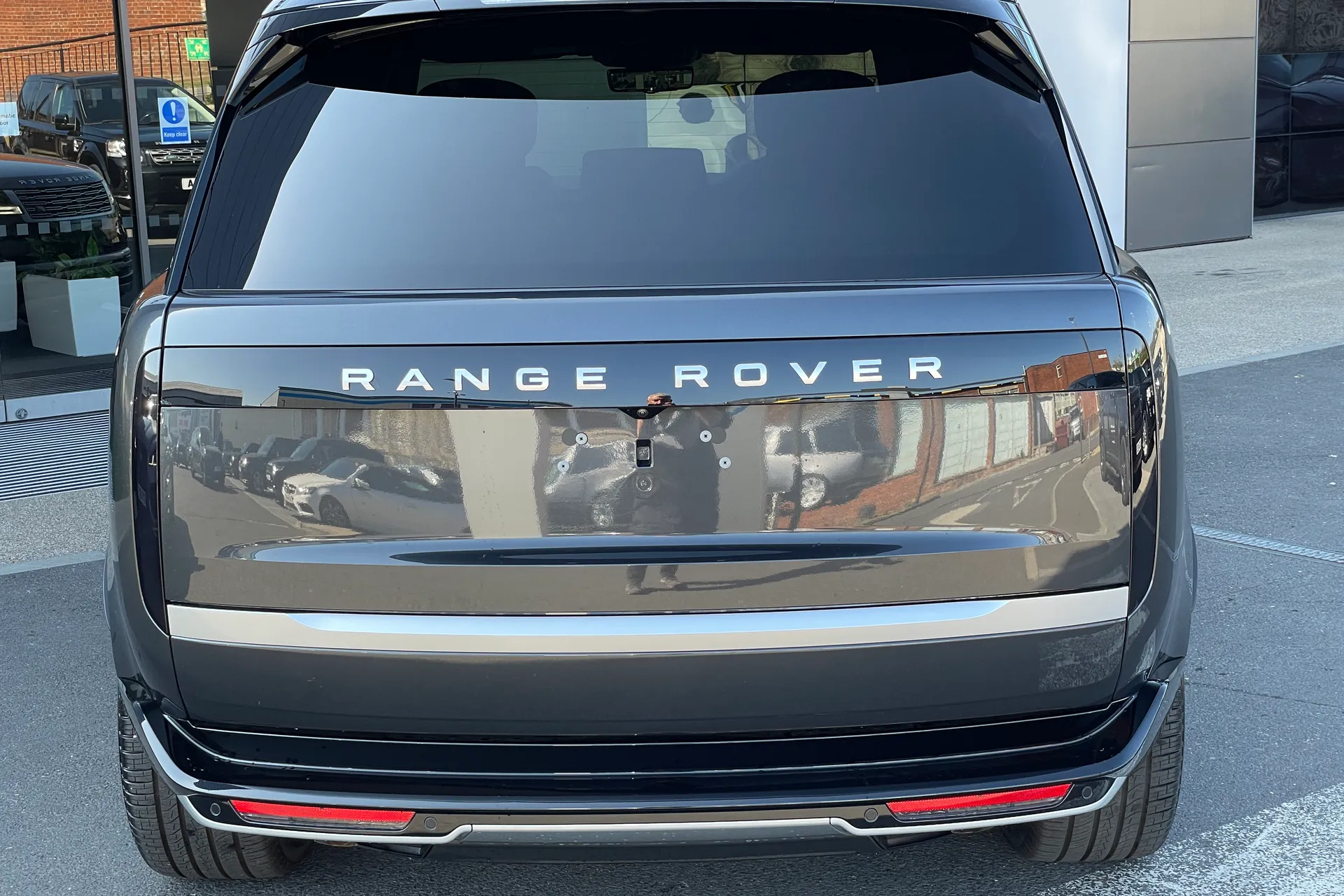 LAND ROVER RANGE ROVER thumbnail image number 22
