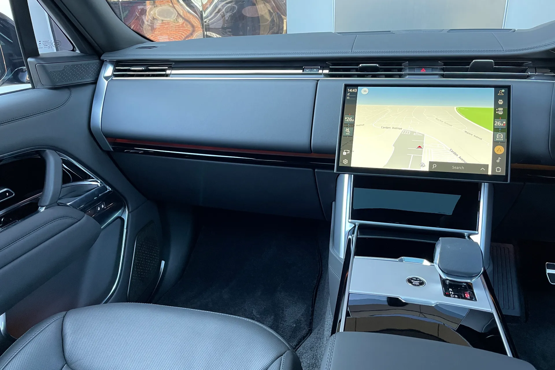 LAND ROVER RANGE ROVER thumbnail image number 50