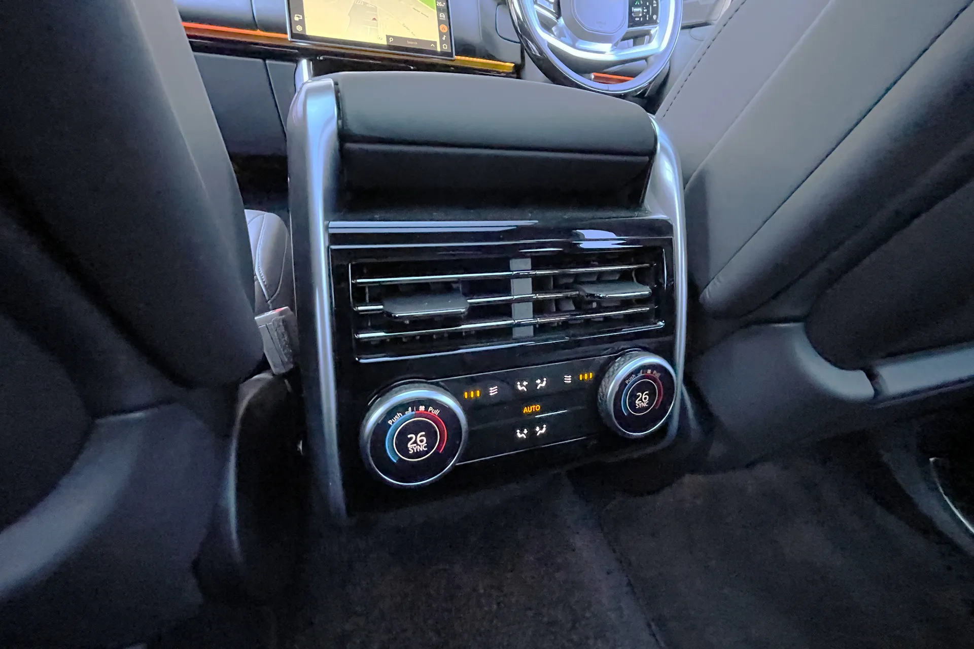 LAND ROVER RANGE ROVER thumbnail image number 44