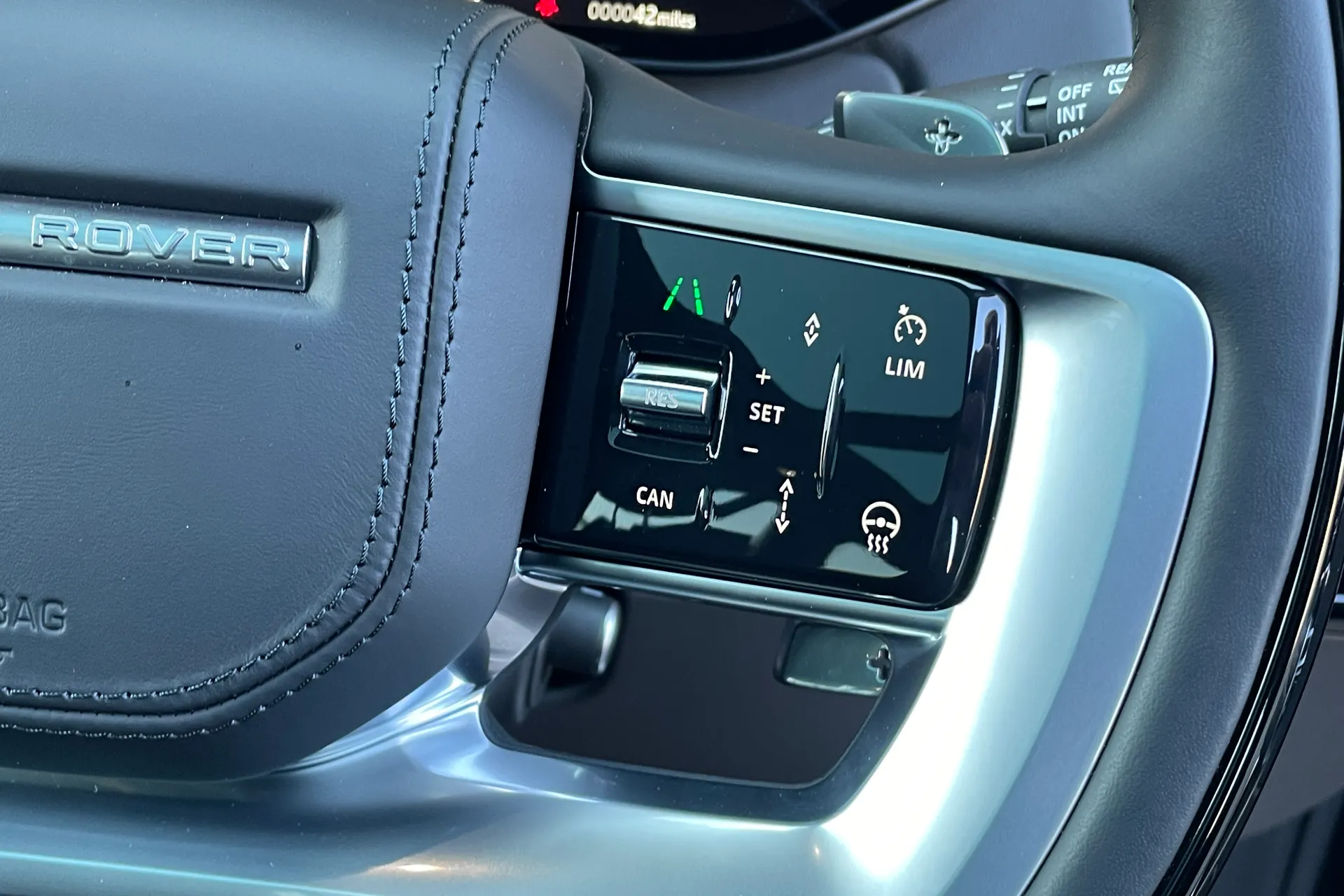 LAND ROVER RANGE ROVER thumbnail image number 65