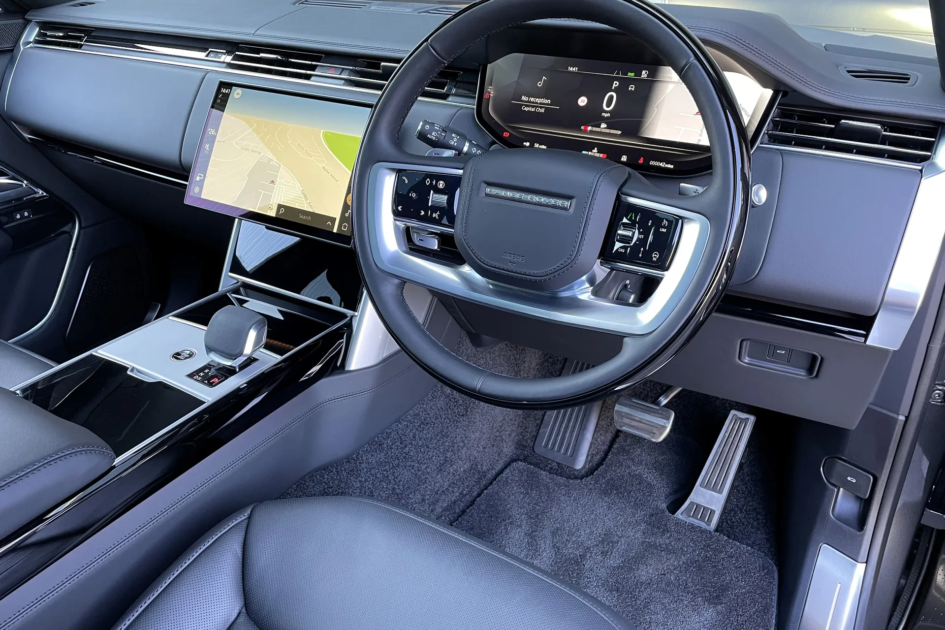 LAND ROVER RANGE ROVER thumbnail image number 36