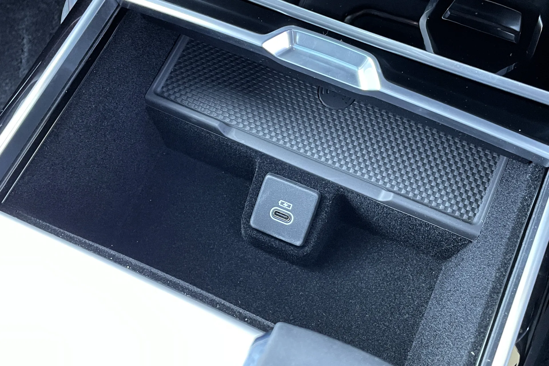 LAND ROVER RANGE ROVER thumbnail image number 57