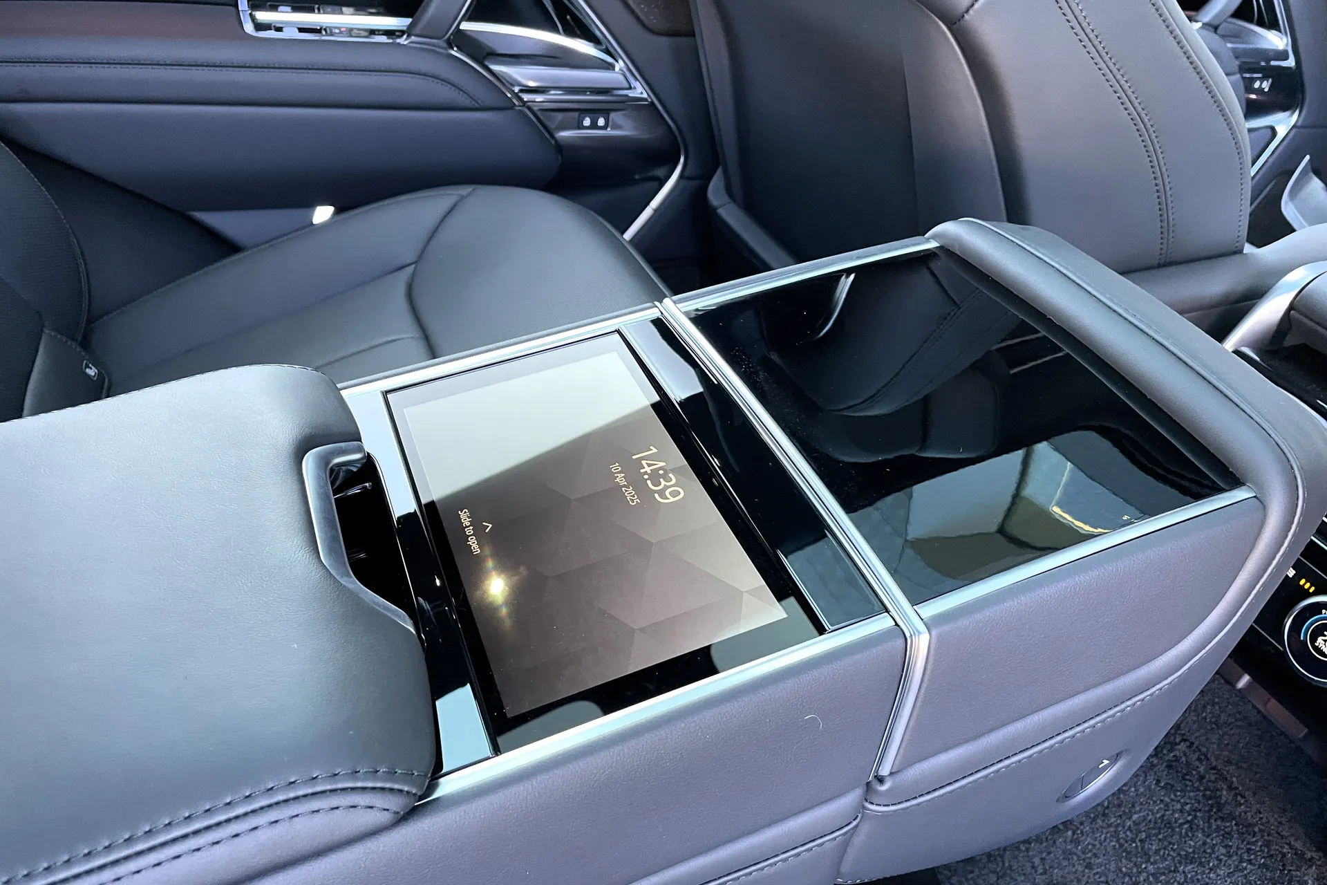 LAND ROVER RANGE ROVER thumbnail image number 31
