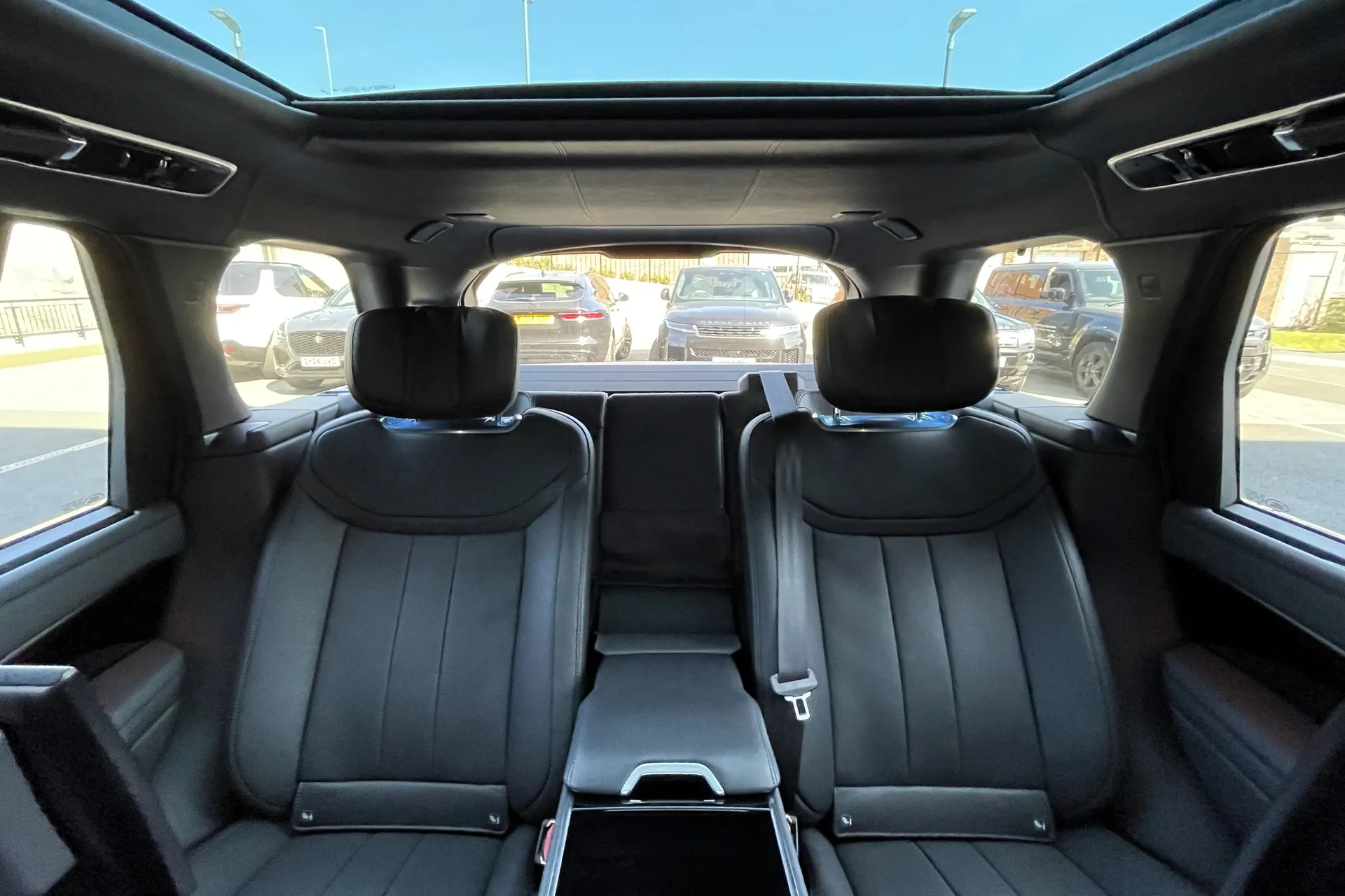 LAND ROVER RANGE ROVER thumbnail image number 42