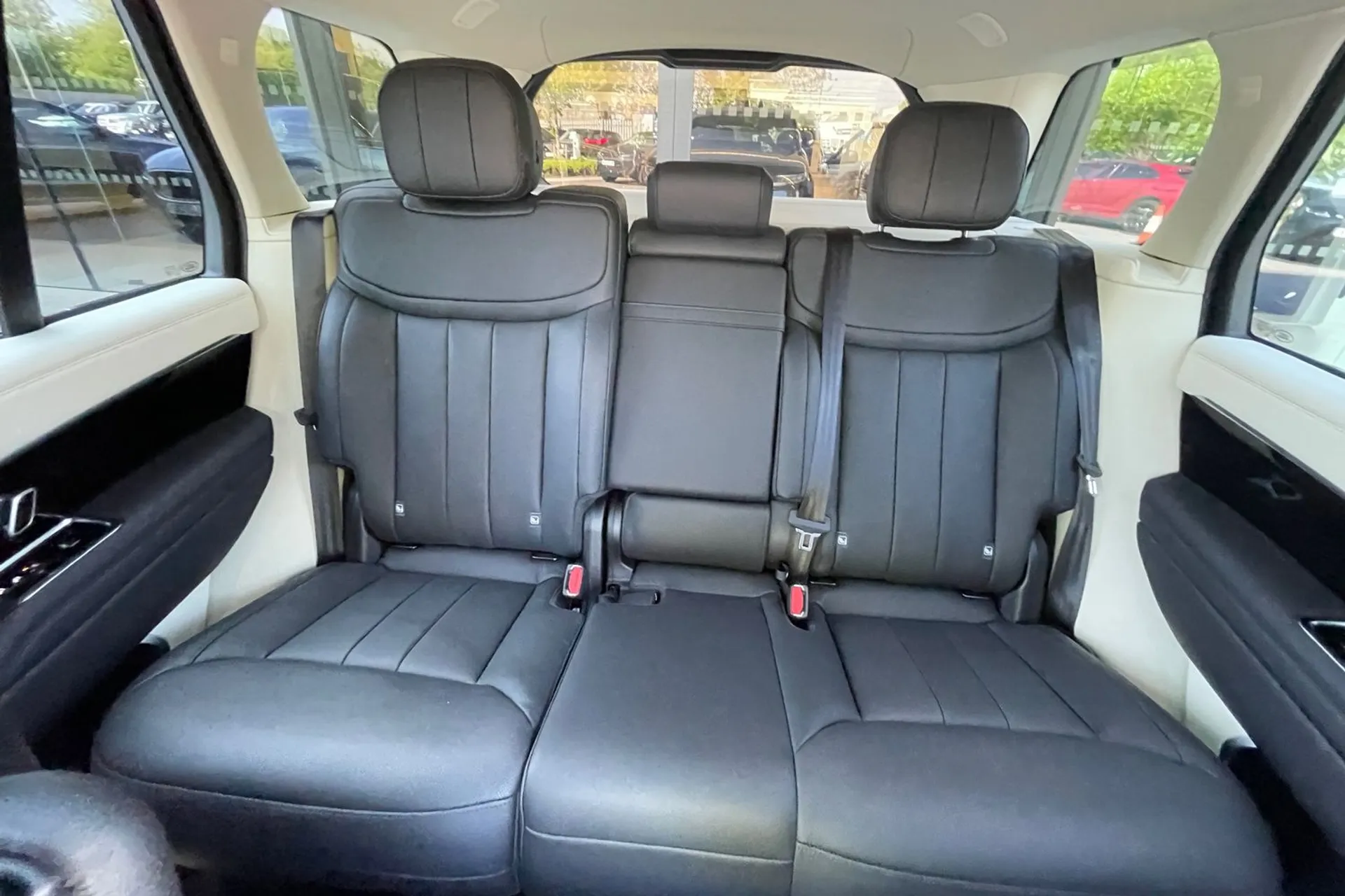 LAND ROVER RANGE ROVER thumbnail image number 12