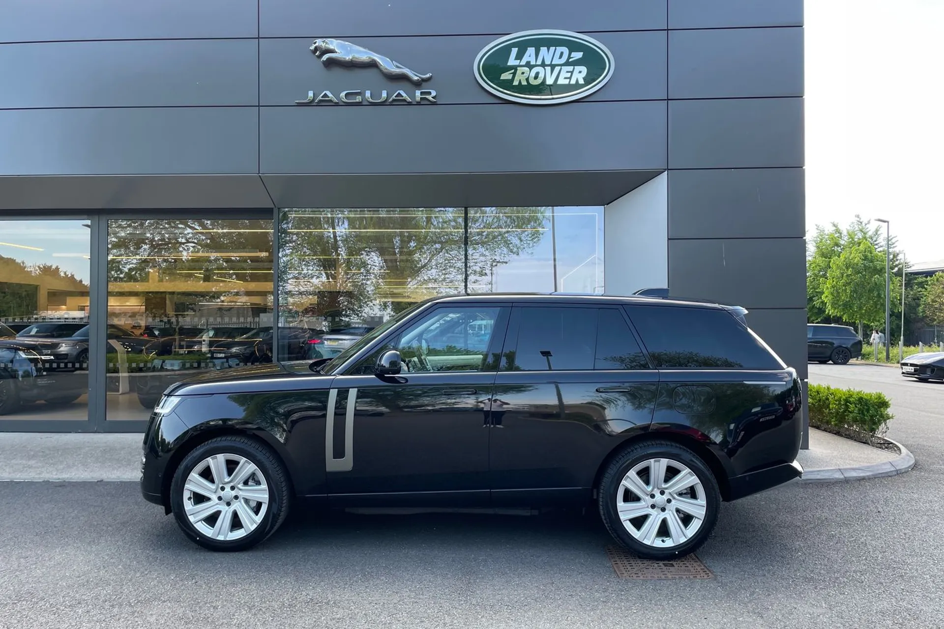 LAND ROVER RANGE ROVER thumbnail image number 26