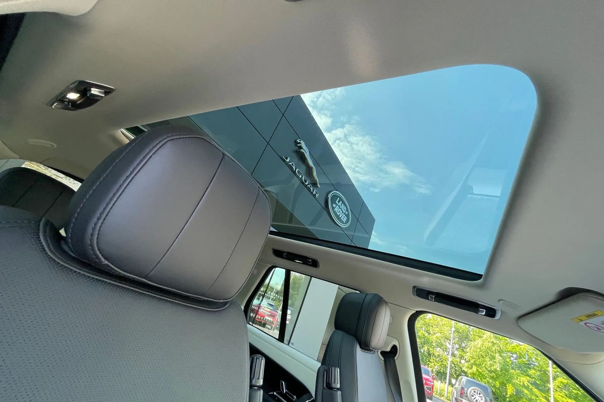 LAND ROVER RANGE ROVER thumbnail image number 39