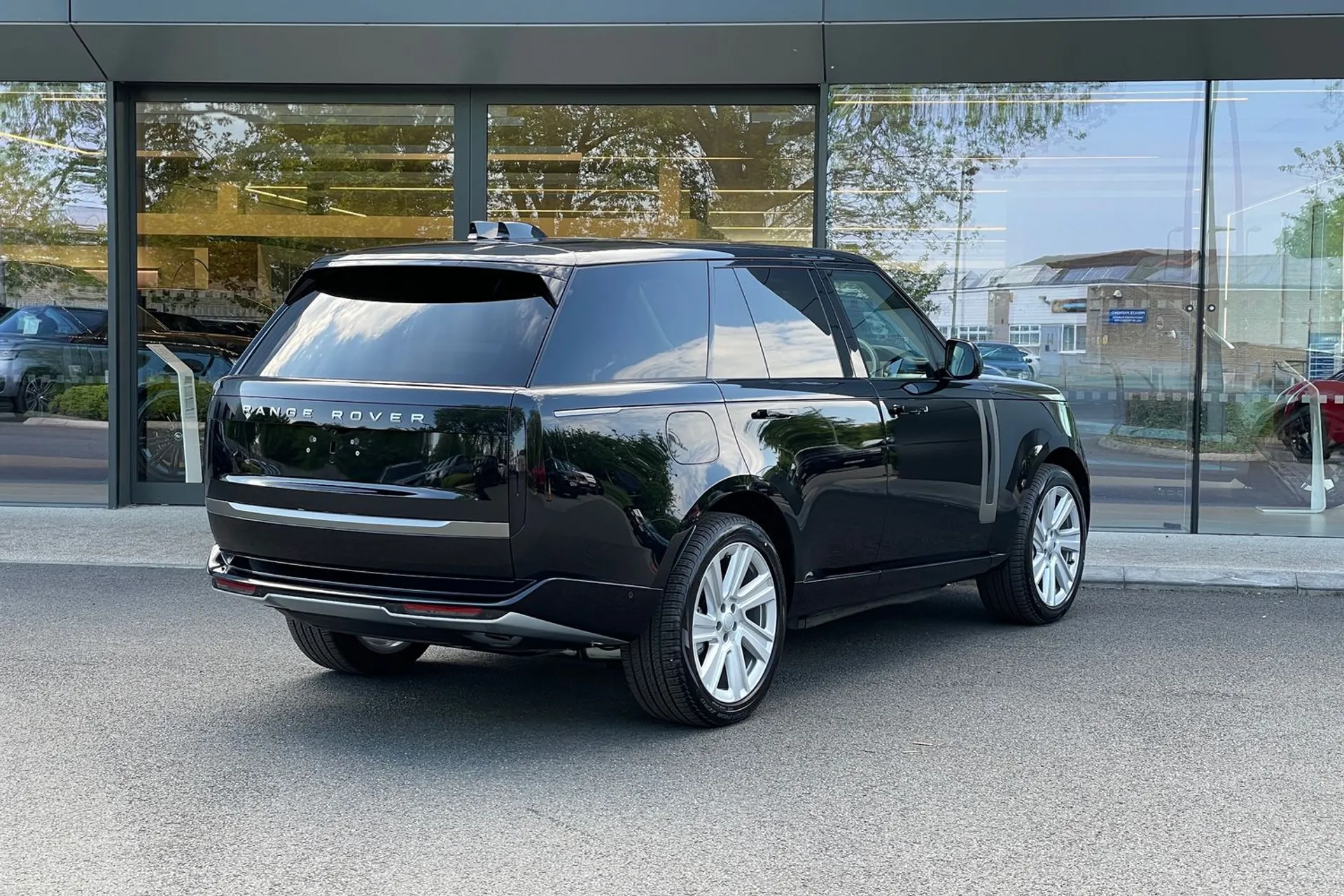 LAND ROVER RANGE ROVER thumbnail image number 7