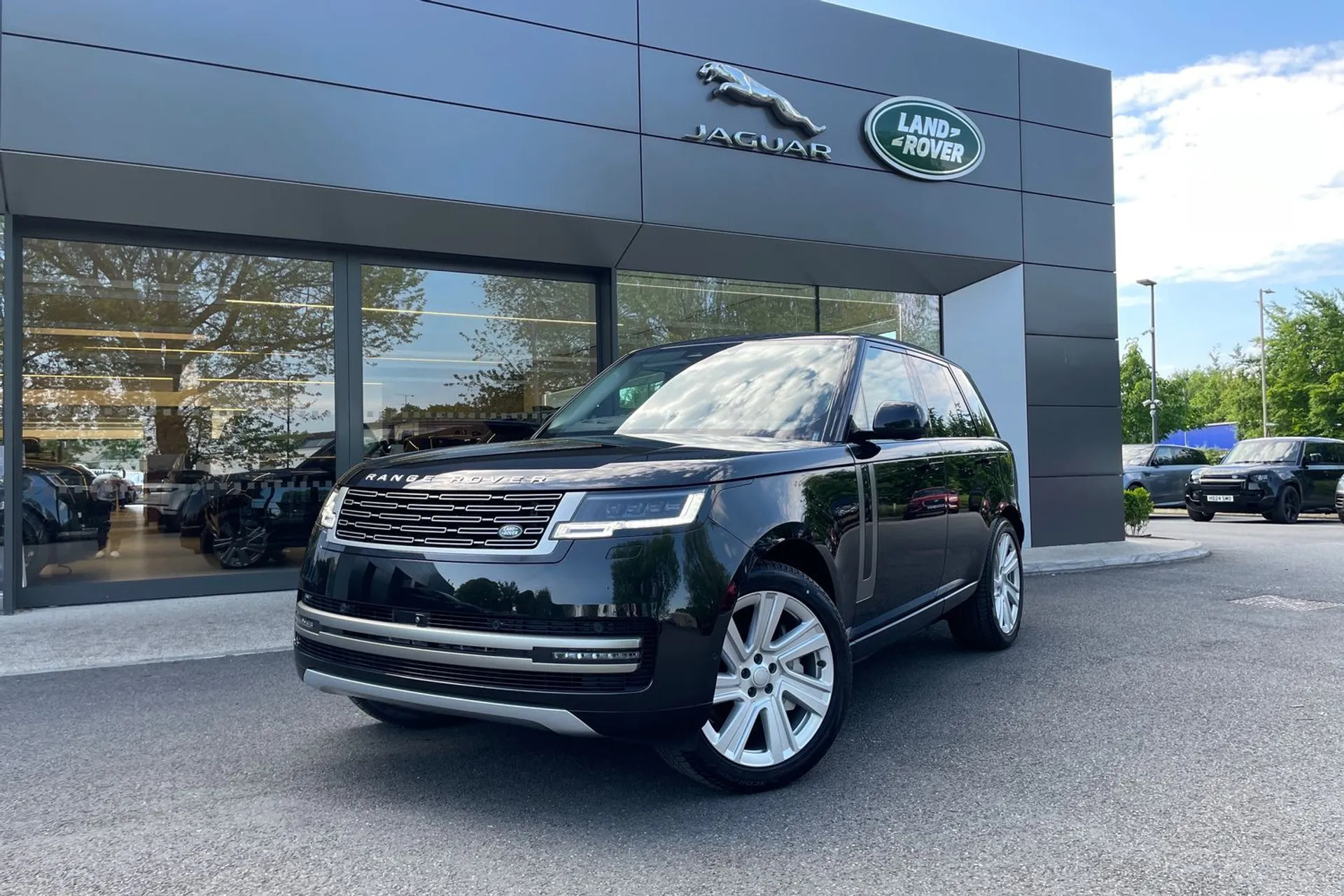 LAND ROVER RANGE ROVER thumbnail image number 28