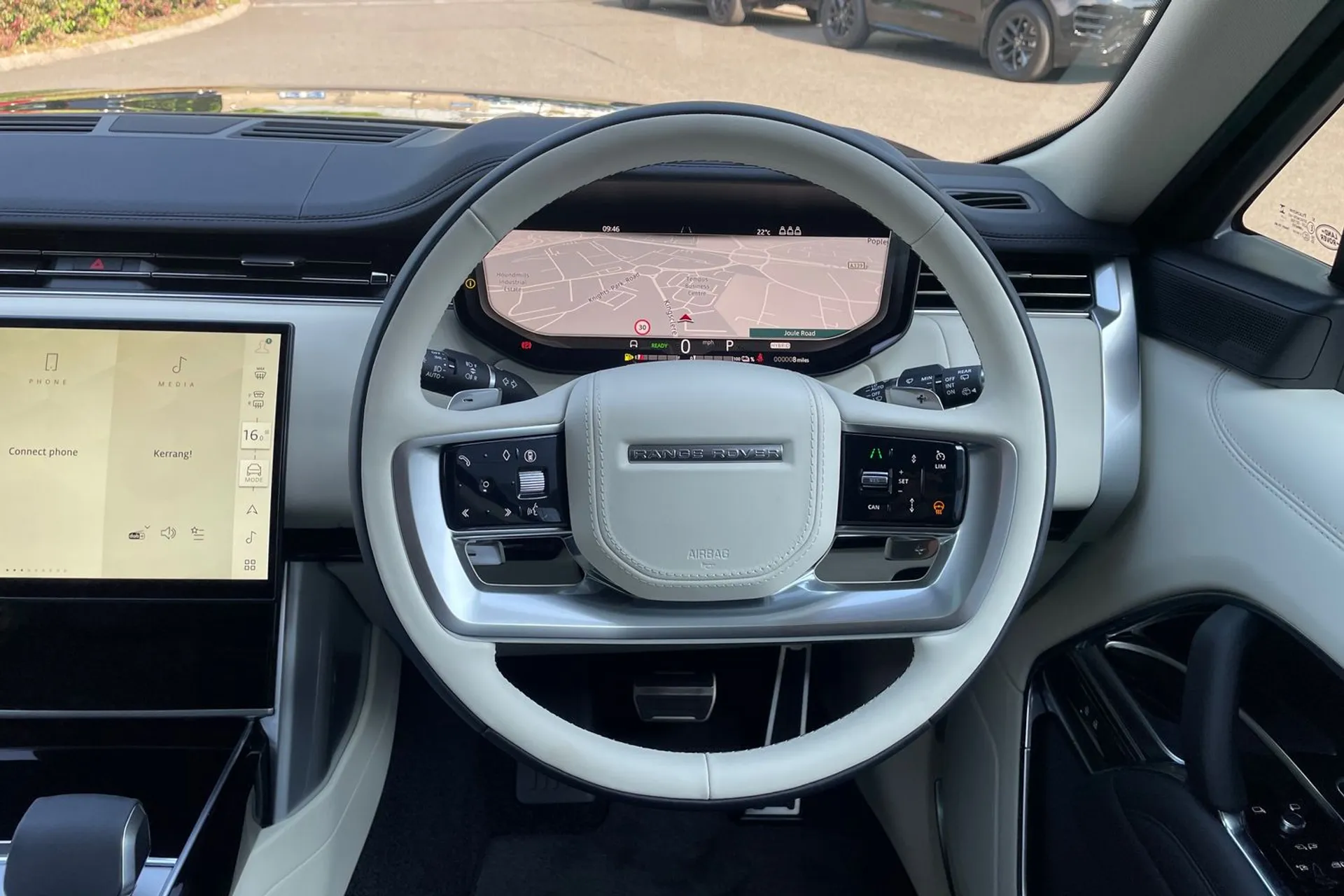 LAND ROVER RANGE ROVER thumbnail image number 11
