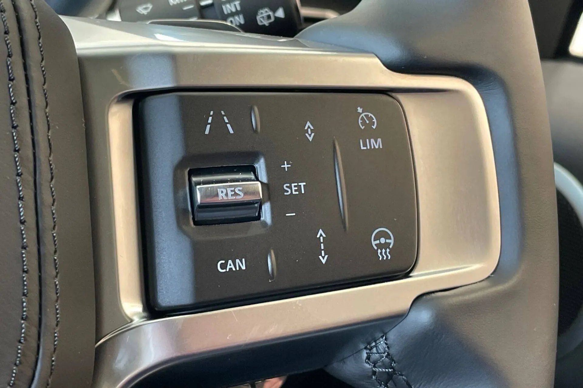 LAND ROVER DISCOVERY thumbnail image number 36