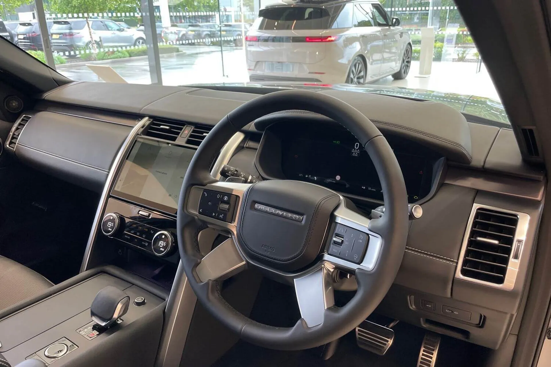 LAND ROVER DISCOVERY thumbnail image number 30