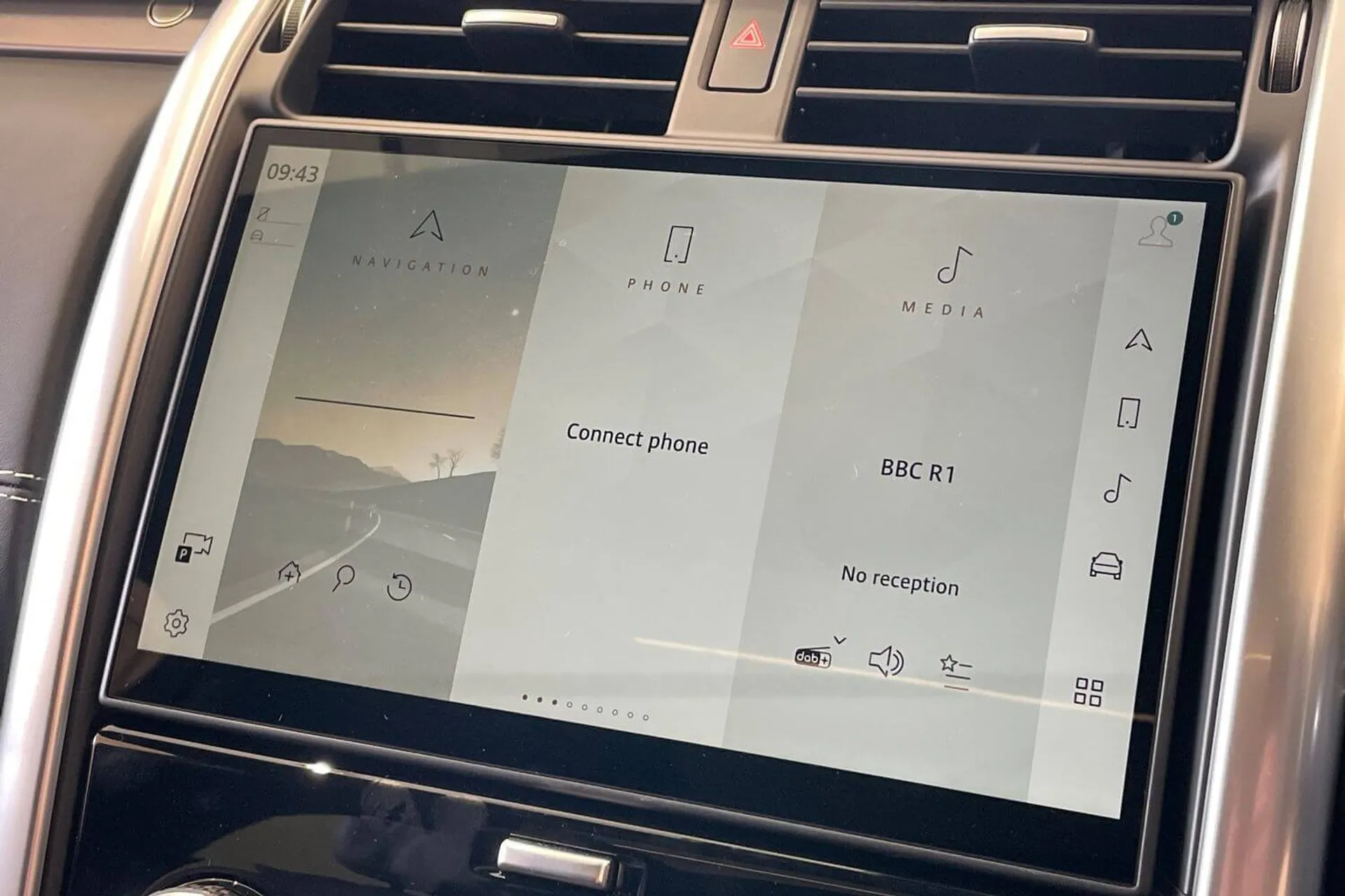 LAND ROVER DISCOVERY thumbnail image number 3