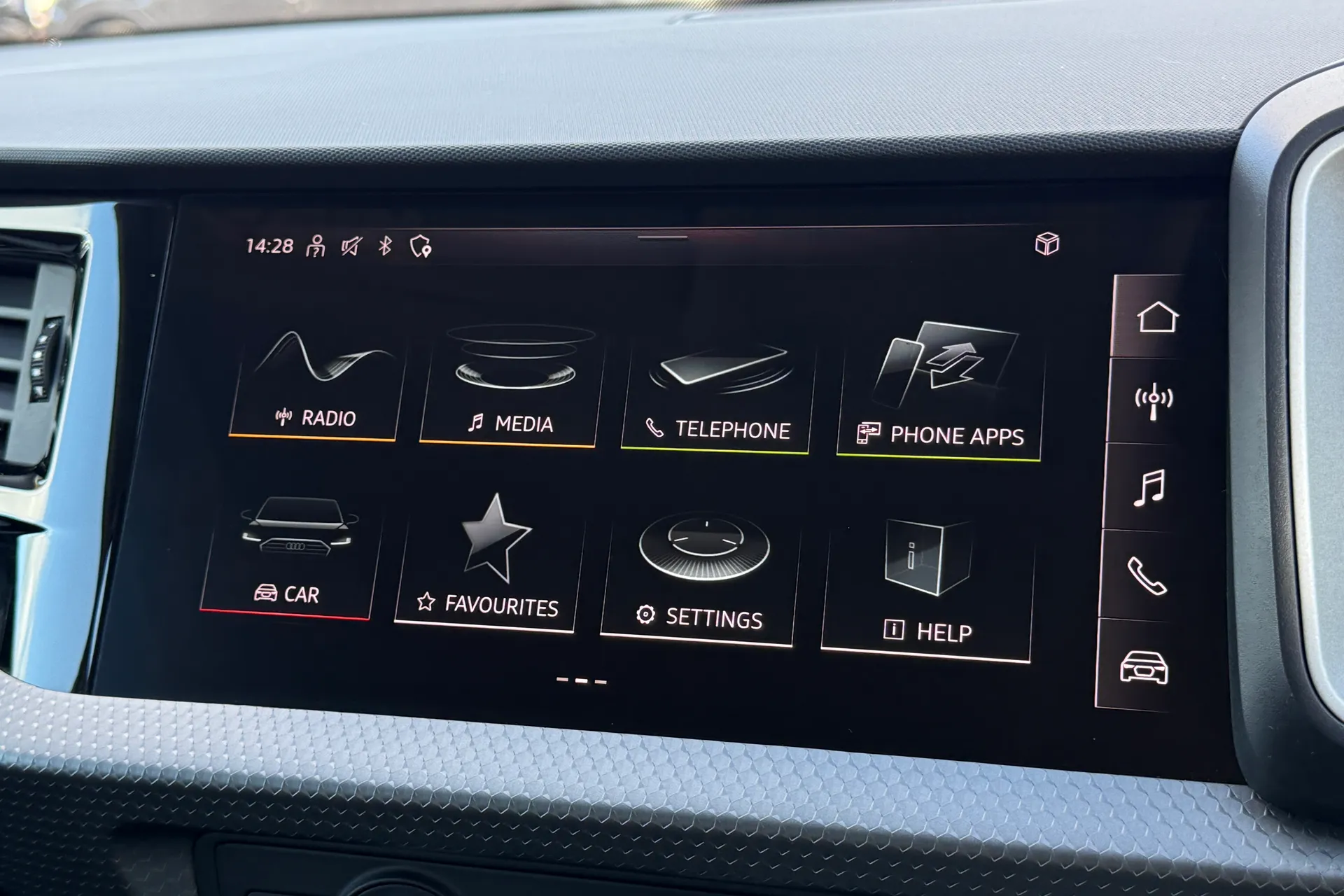 Audi A1 thumbnail image number 12