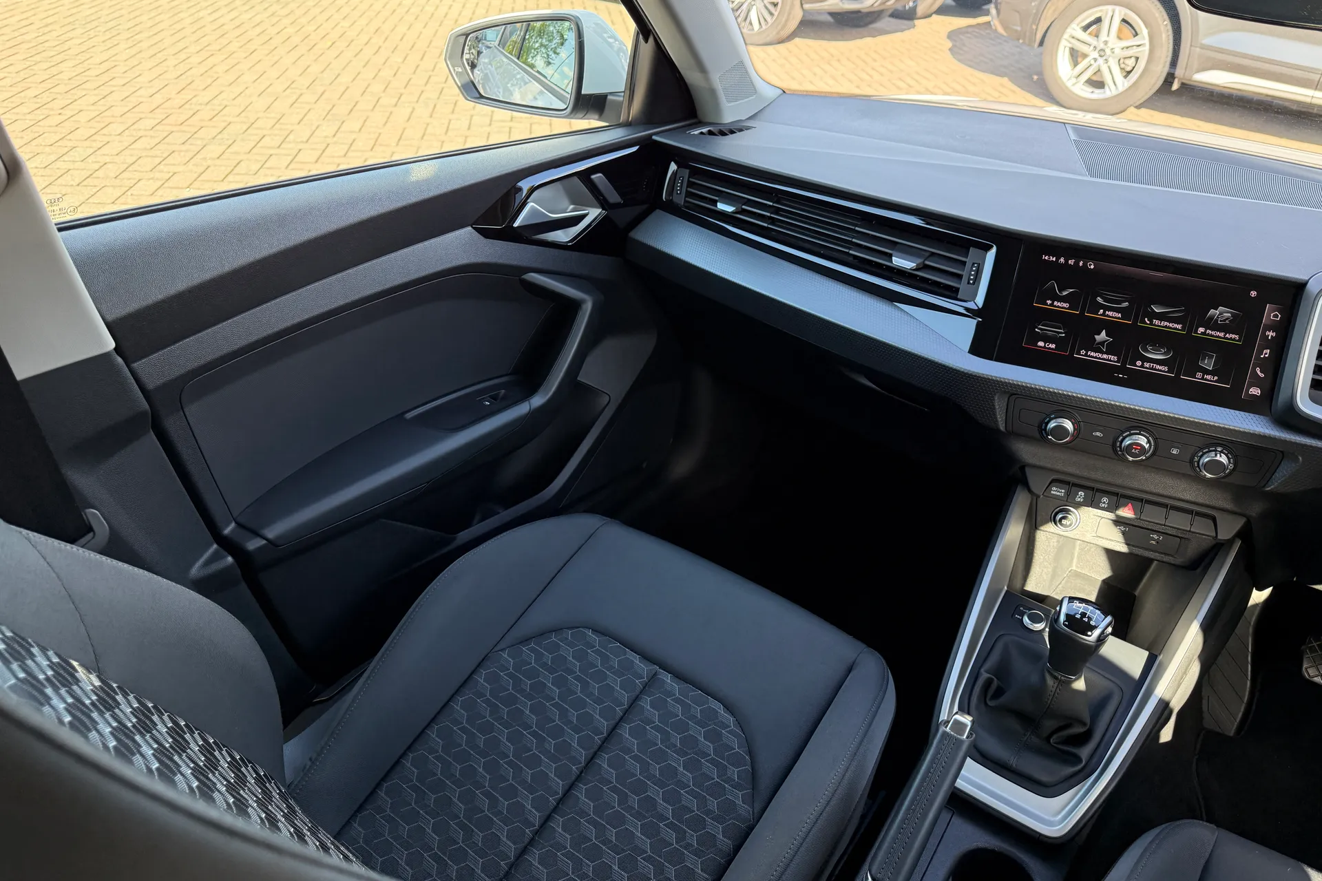 Audi A1 thumbnail image number 35