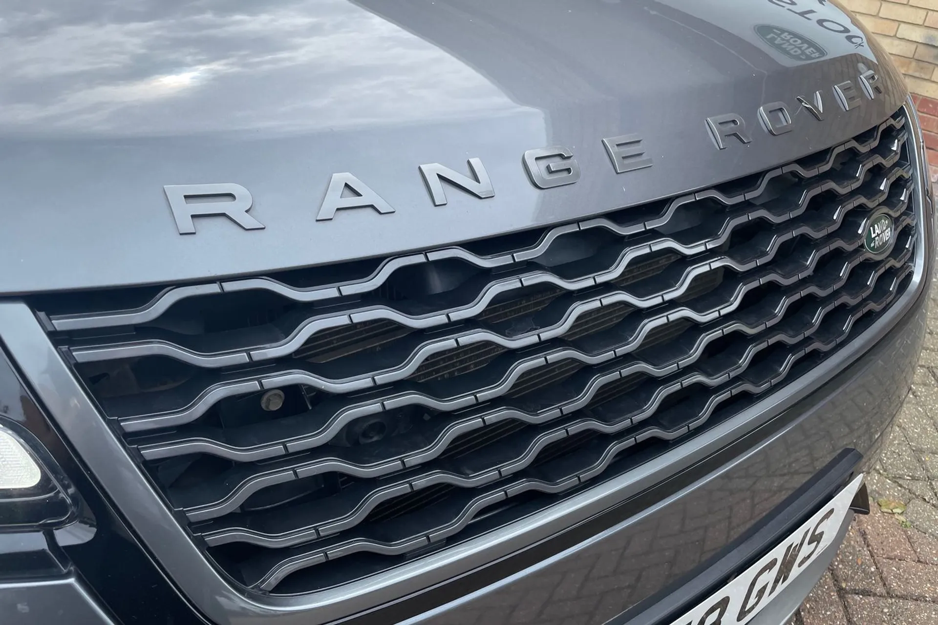 LAND ROVER RANGE ROVER VELAR thumbnail image number 57