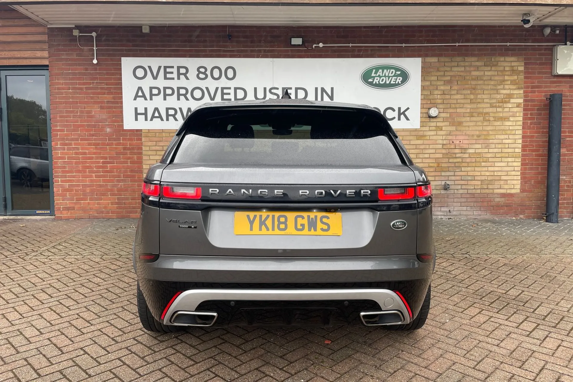 LAND ROVER RANGE ROVER VELAR thumbnail image number 10